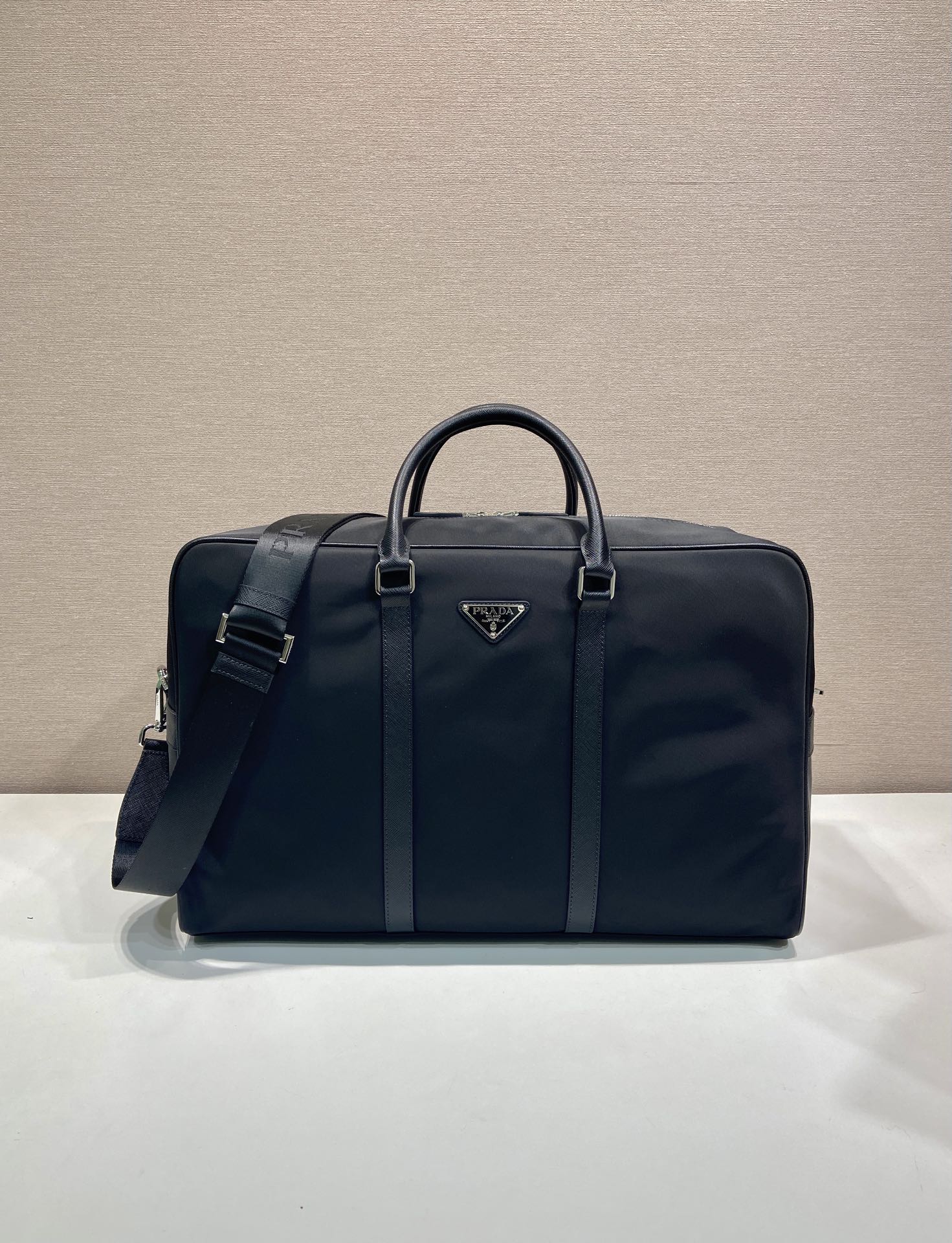普拉达 PRADA Re-Nylon 手提旅行包 灰色 荔枝皮质  H0-2VC042_2DMH_F0002_VOOO