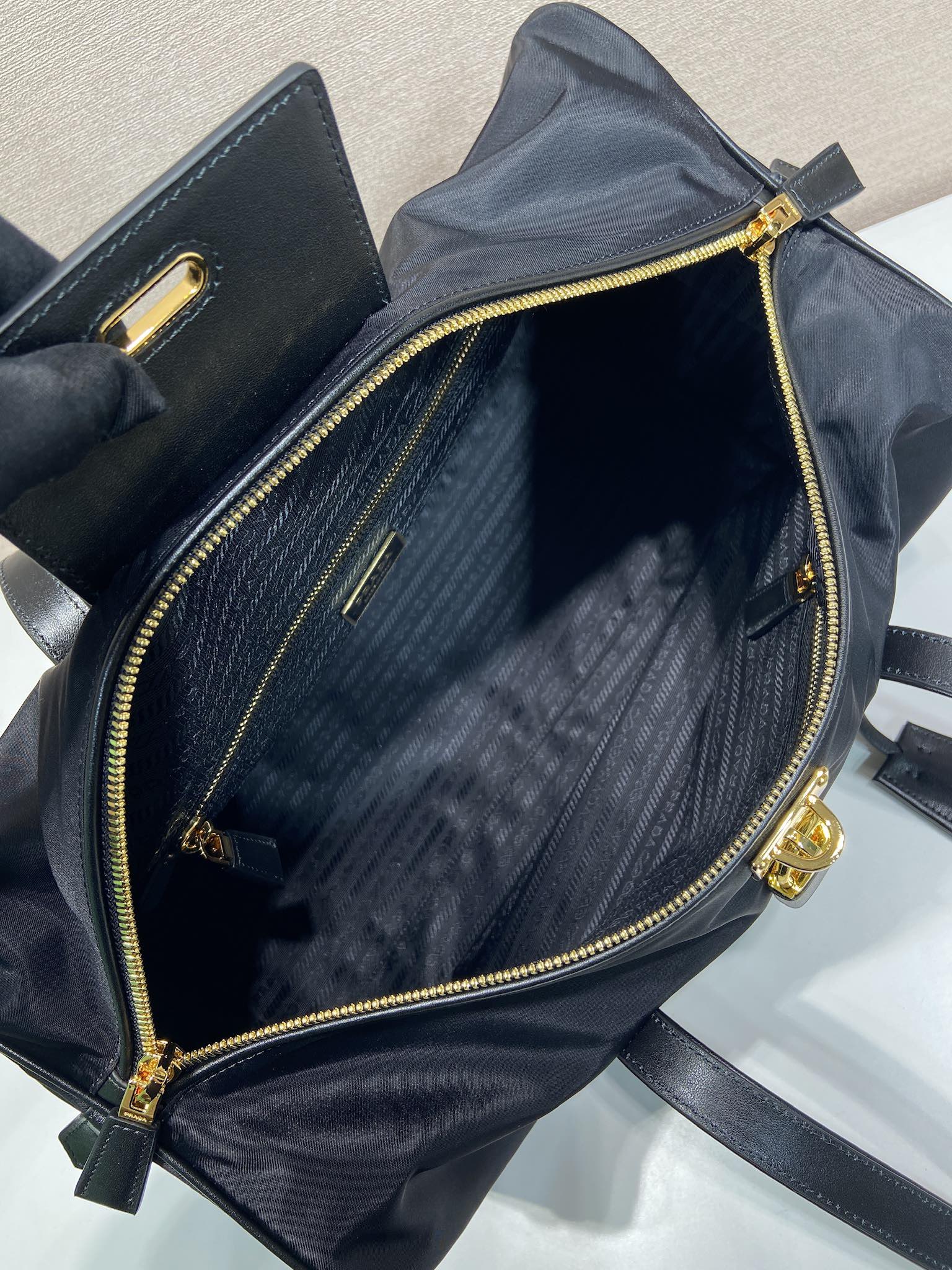 40CM 普拉达 PRADA Re-Nylon 手提旅行包 黑色 尼龙  H0-1BB135_RDLN_F0002