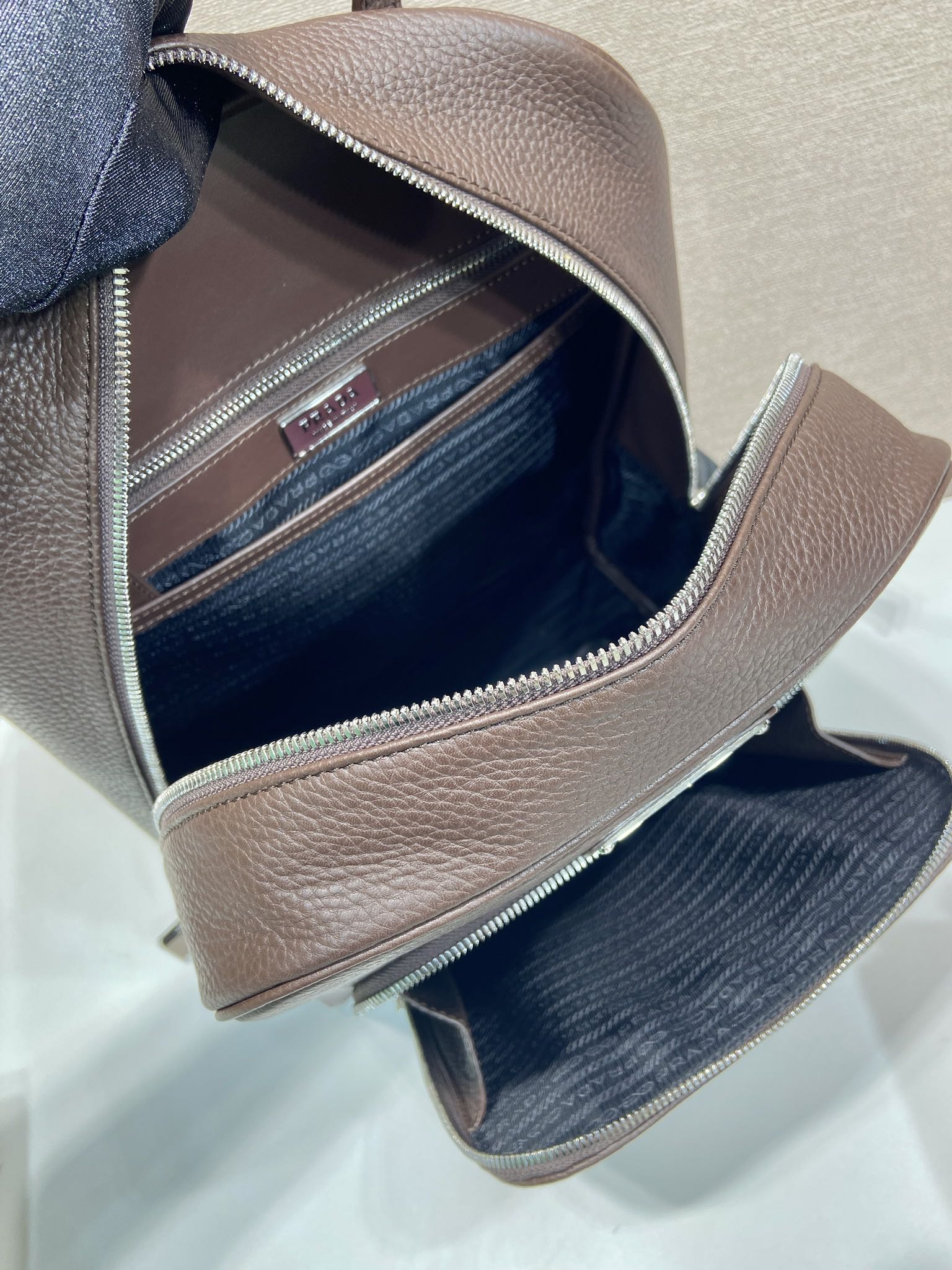 普拉达 PRADA  双肩包 荔枝皮质 褐红色 J0-2VZ102_2BBE_F0038_V_DOO