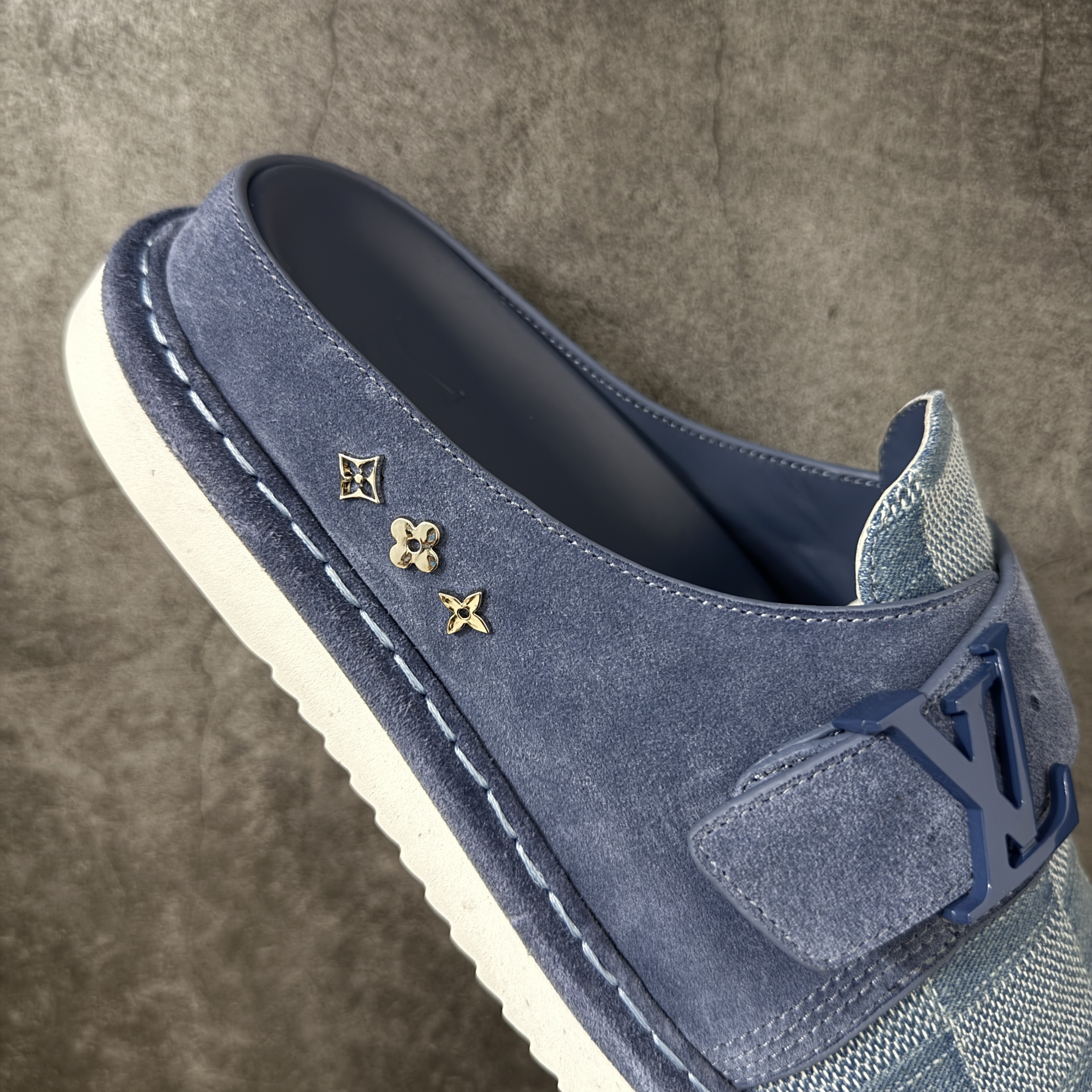 LV拖鞋 Louis Vuitton  Easy 路易威登 包头 时尚凉拖 室内外休闲鞋 蓝色格子 1AA0BX