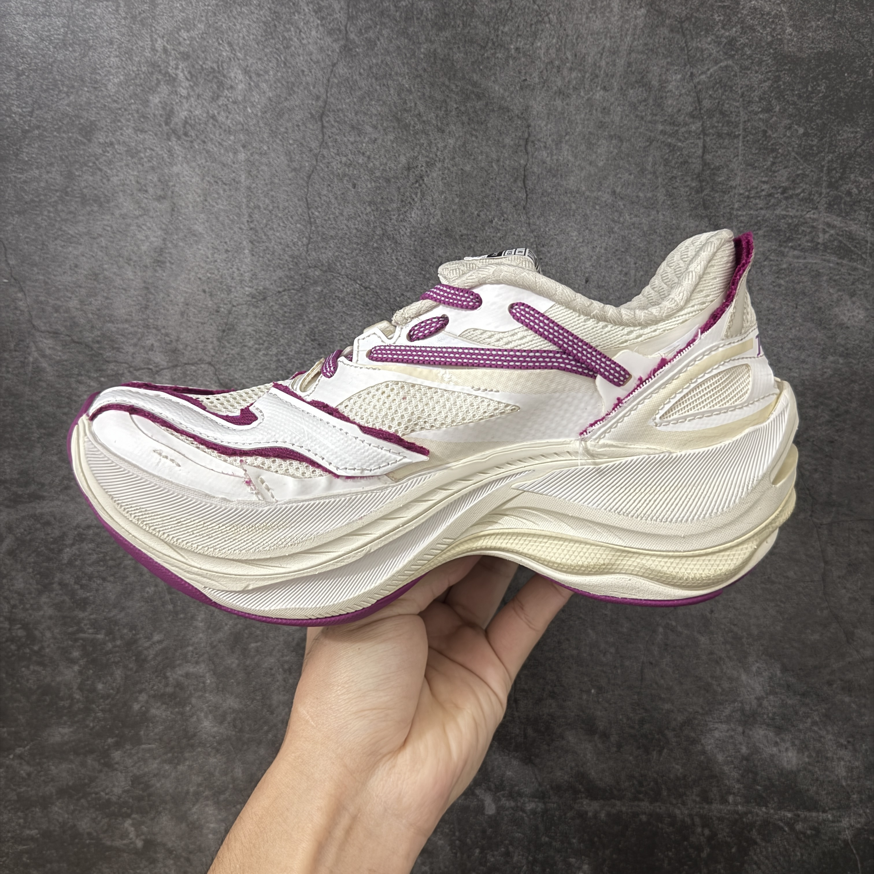 Balenciaga  巴黎世家 jET 26代 厚底4CM 老爹 休闲鞋 粉色 C0-872640WMRTN9150