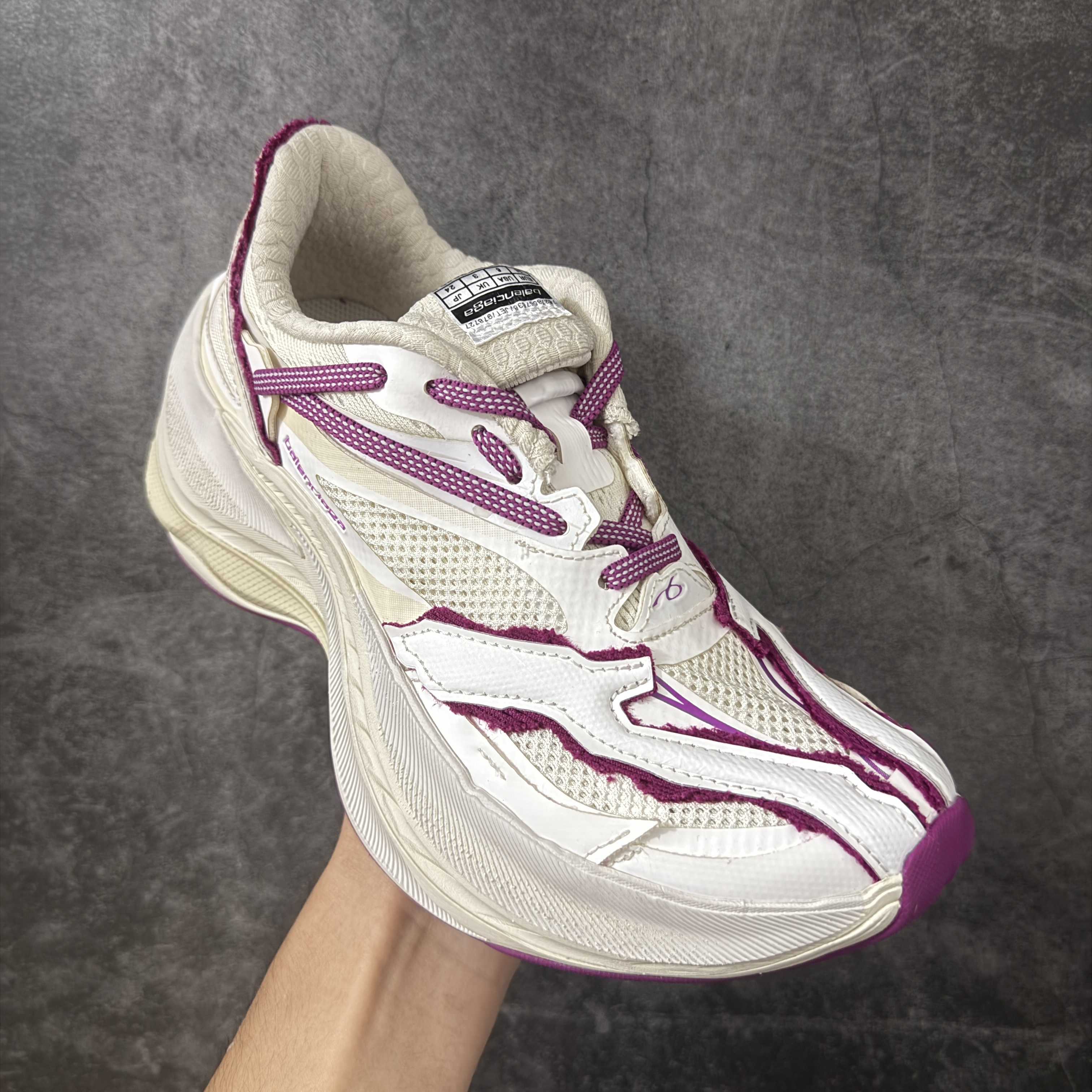 Balenciaga  巴黎世家 jET 26代 厚底4CM 老爹 休闲鞋 粉色 C0-872640WMRTN9150