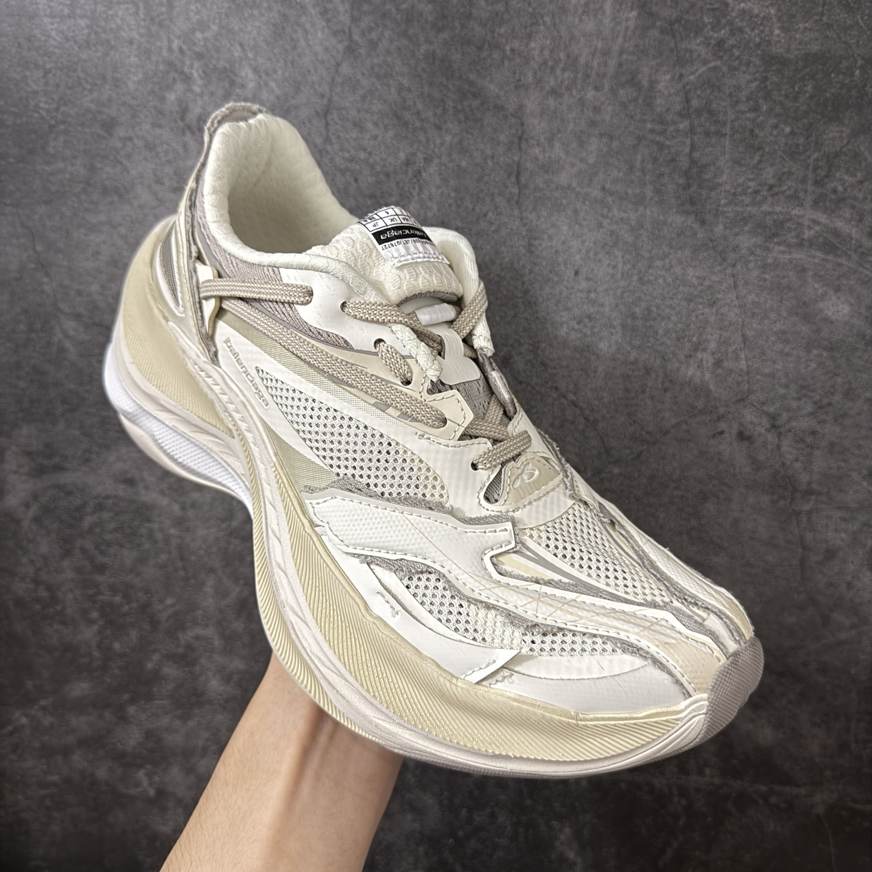 Balenciaga  巴黎世家 jET 26代 厚底4CM 老爹 休闲鞋 蛋壳黄 C0-872642WMRTN9191