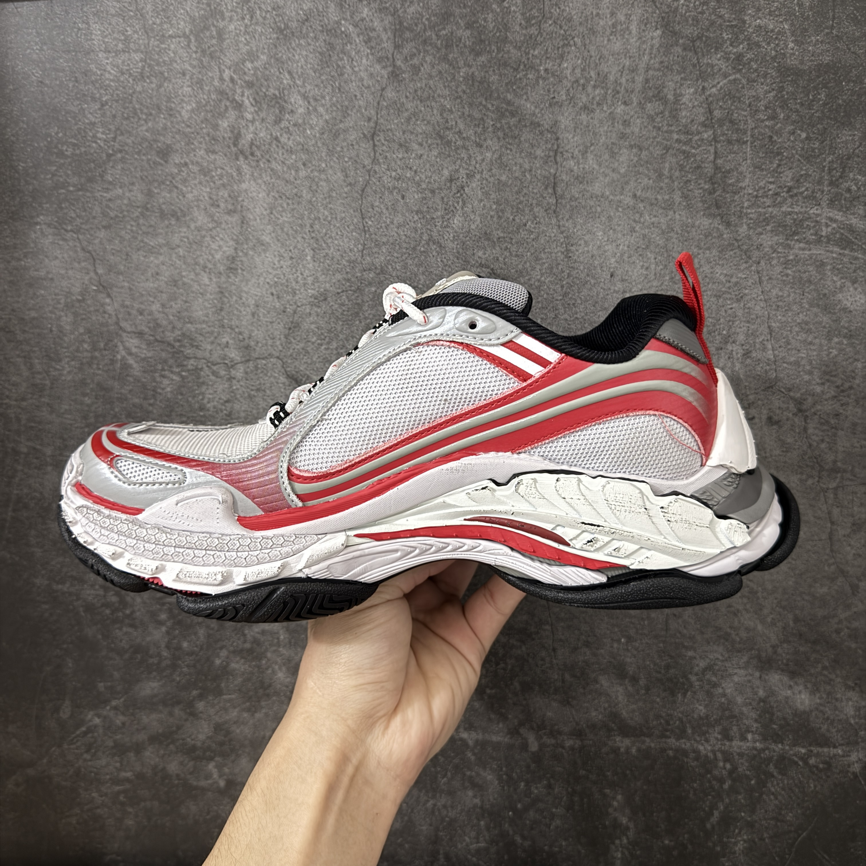 Balenciaga Triple S2 24代 厚底老爹 休闲鞋 红色 C0-865849WTRS21169