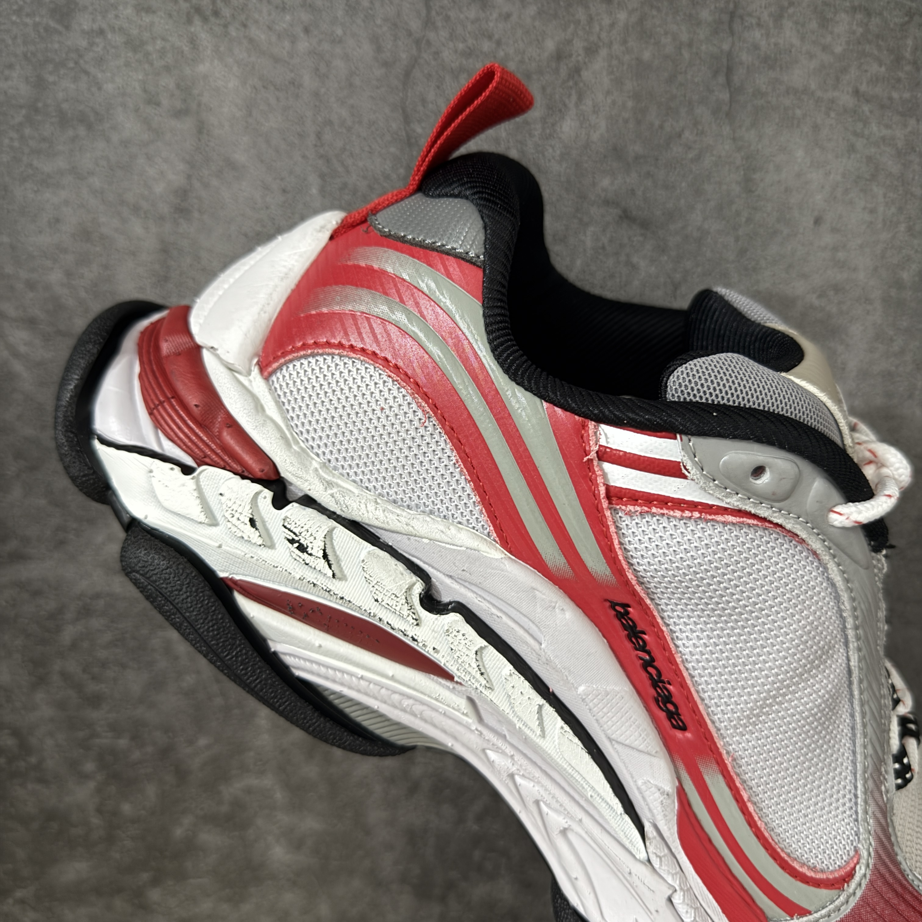 Balenciaga Triple S2 24代 厚底老爹 休闲鞋 红色 C0-865849WTRS21169