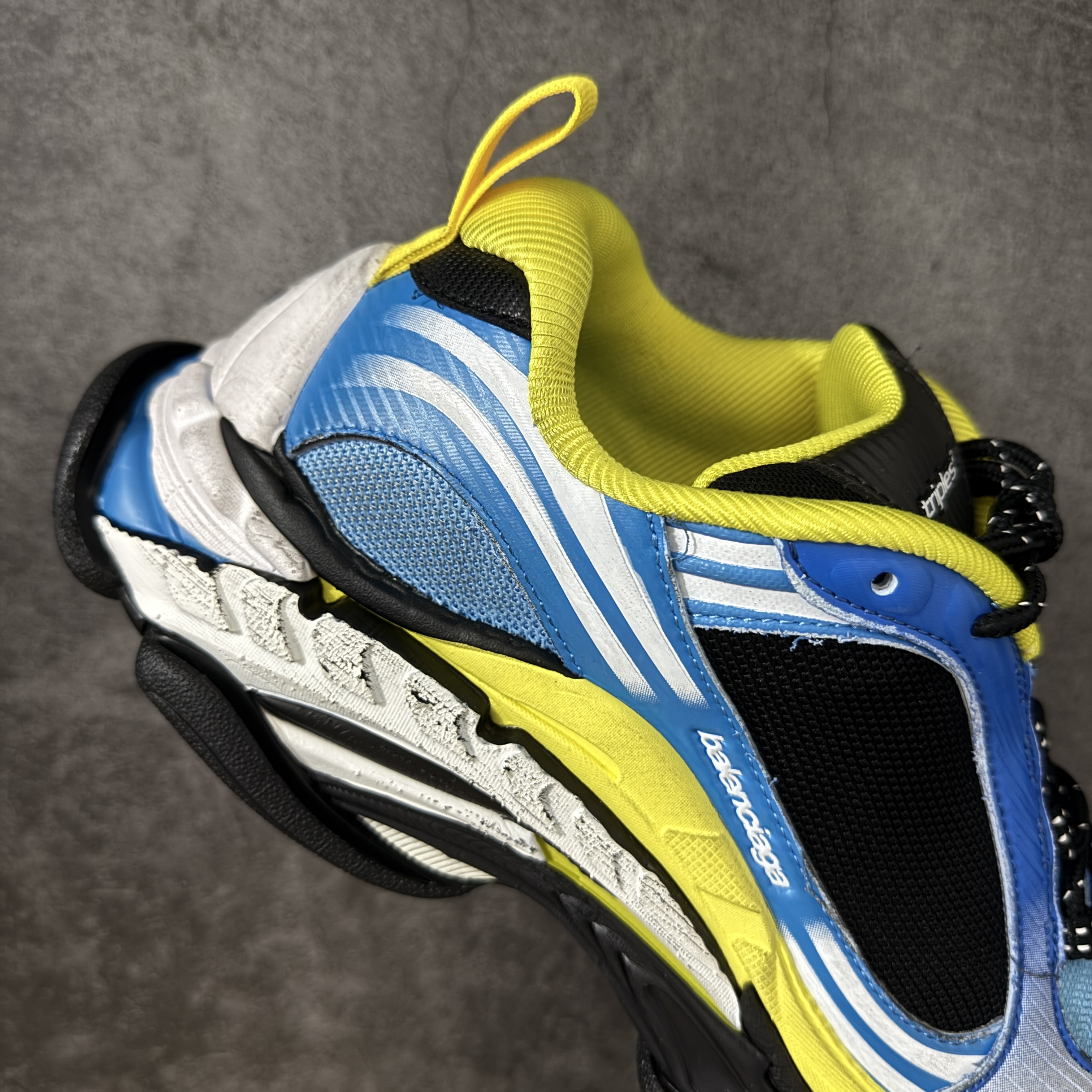 Balenciaga Triple S2 24代 厚底老爹 休闲鞋 蓝黄白 C0-865849WTRS24497