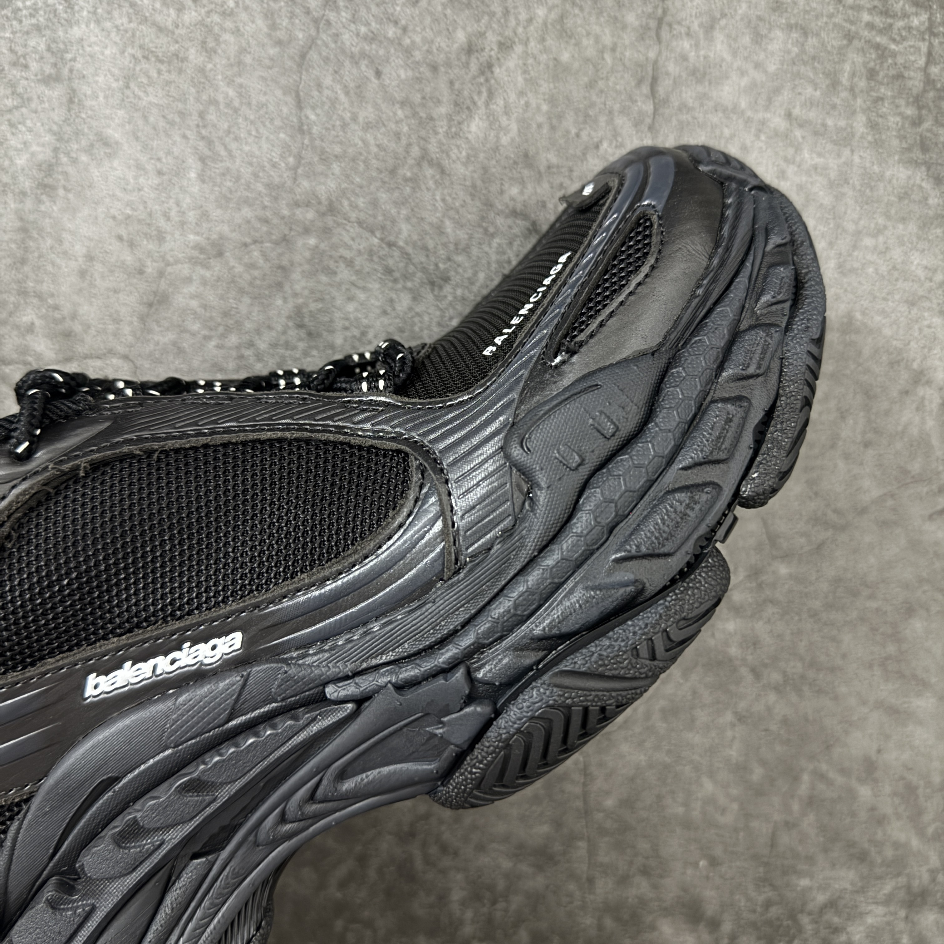 Balenciaga Triple S2 24代 厚底老爹 休闲鞋 黑色 C0-8865849WTRS21011