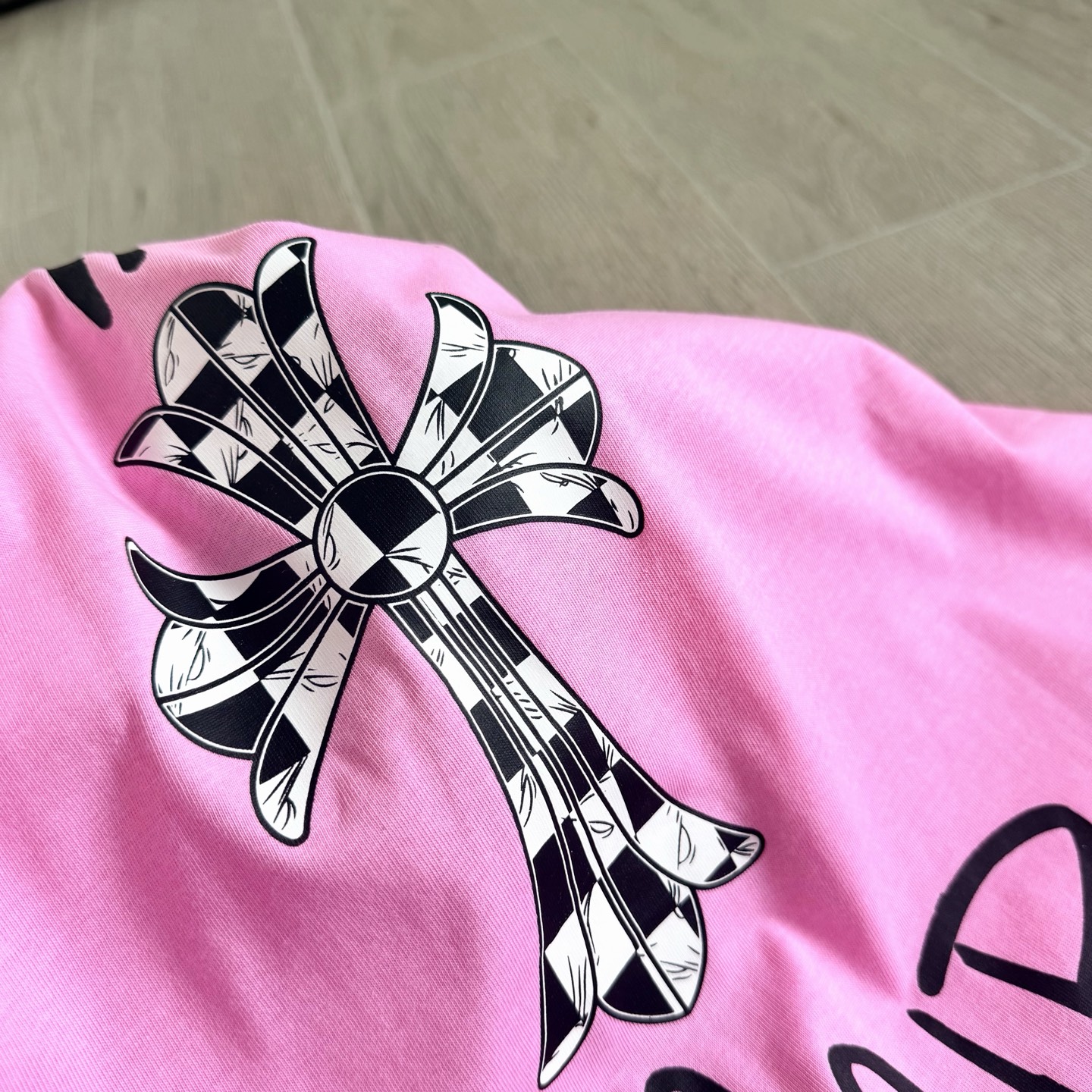 Chrome Hearts CH 克罗心  圆领短袖 T恤 十字架足球 粉色  A0  