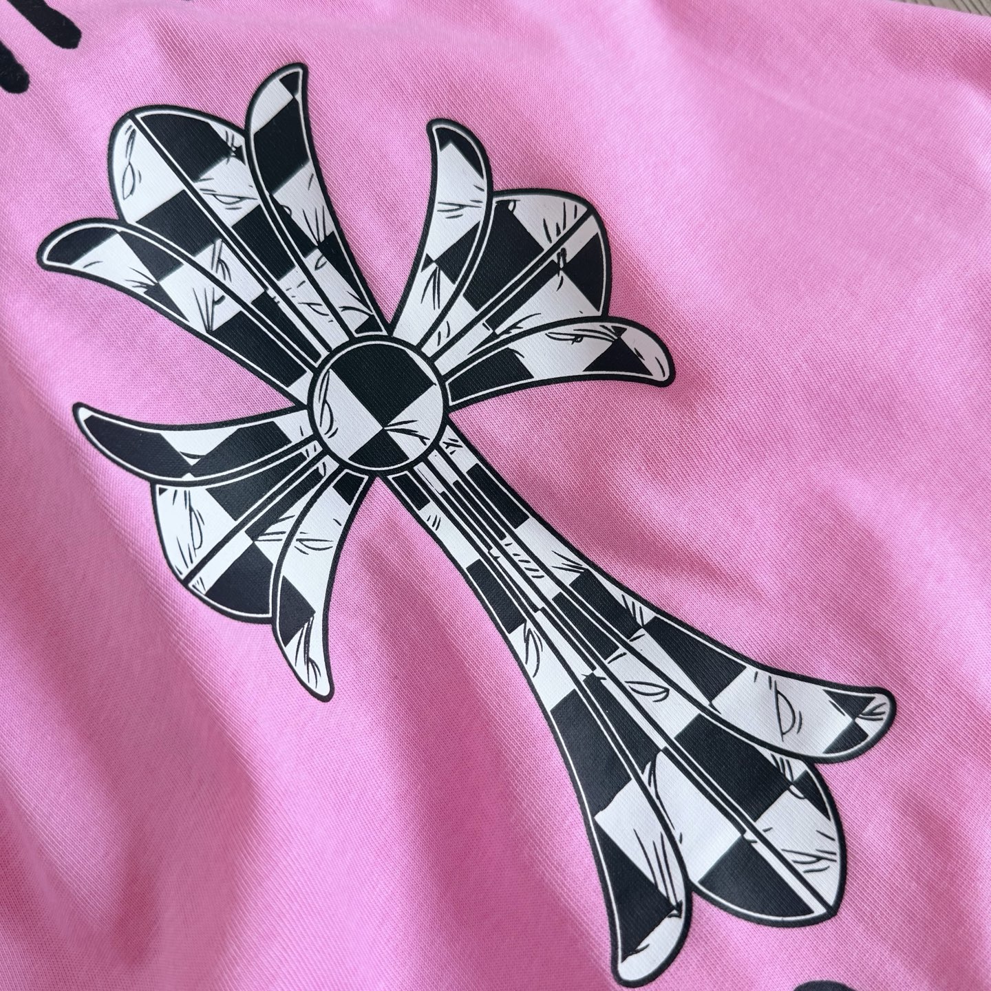 Chrome Hearts CH 克罗心  圆领短袖 T恤 十字架足球 粉色  A0  