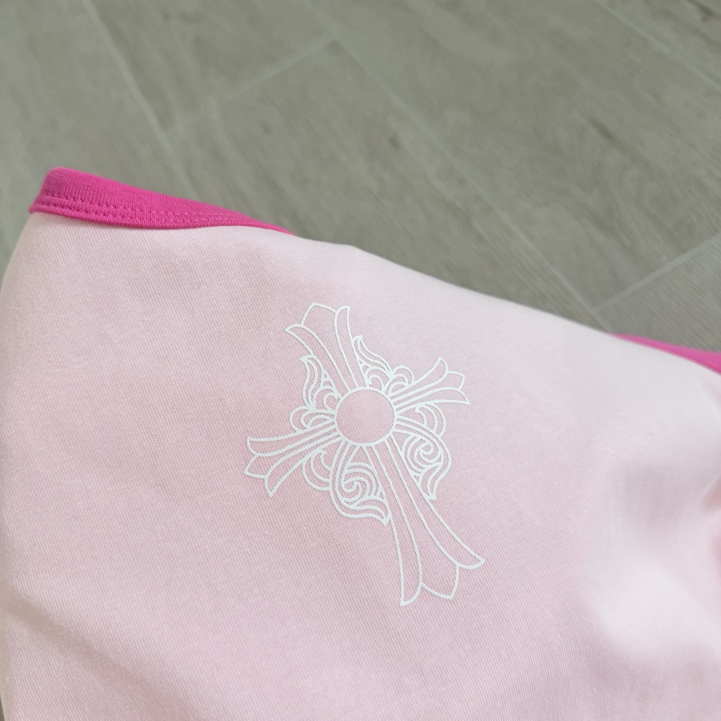 Chrome Hearts CH 克罗心 短款十字架  T恤 女款  粉色