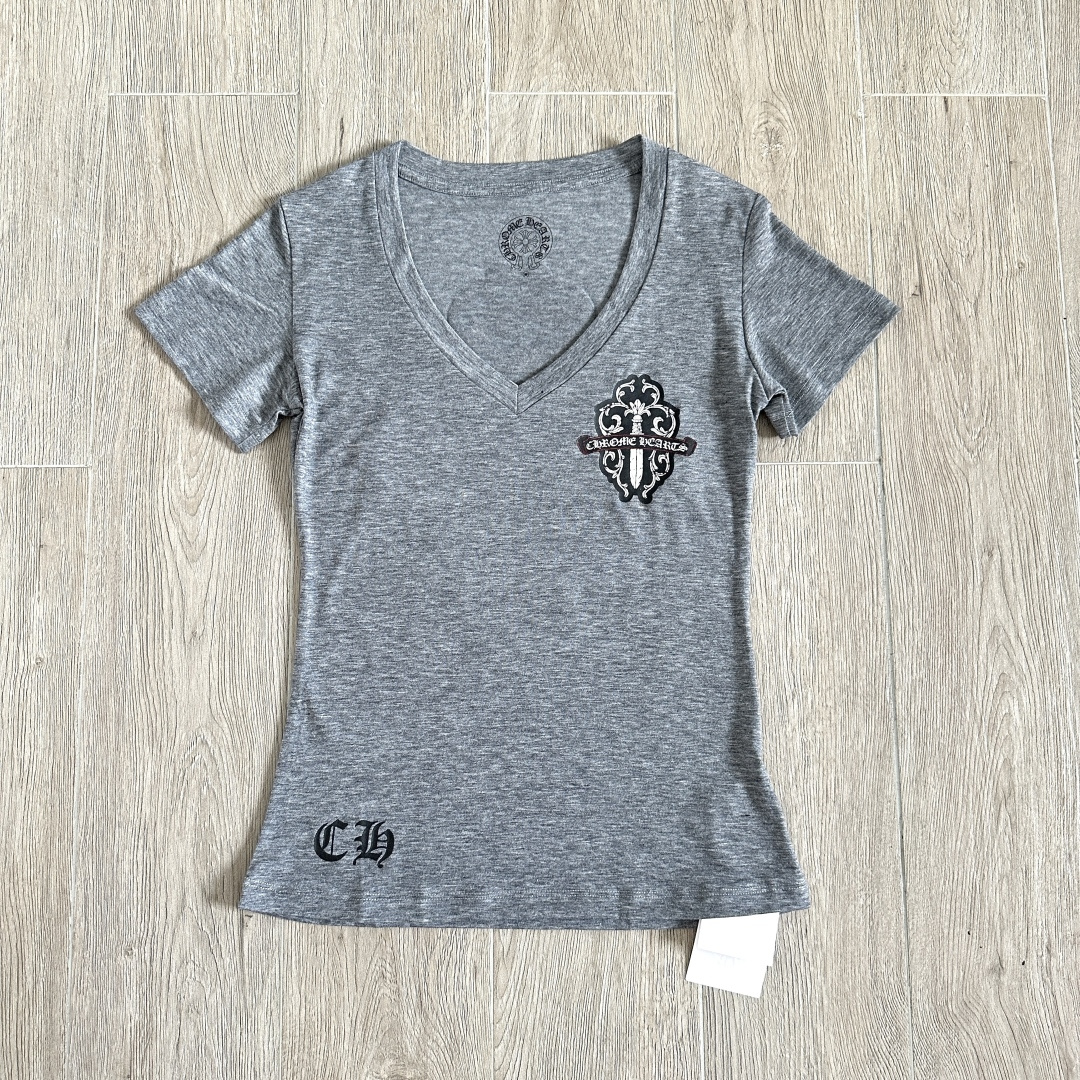 Chrome Hearts CH 女款 克罗心V领修身  短袖 T恤 藤蔓十字架  浅灰色
