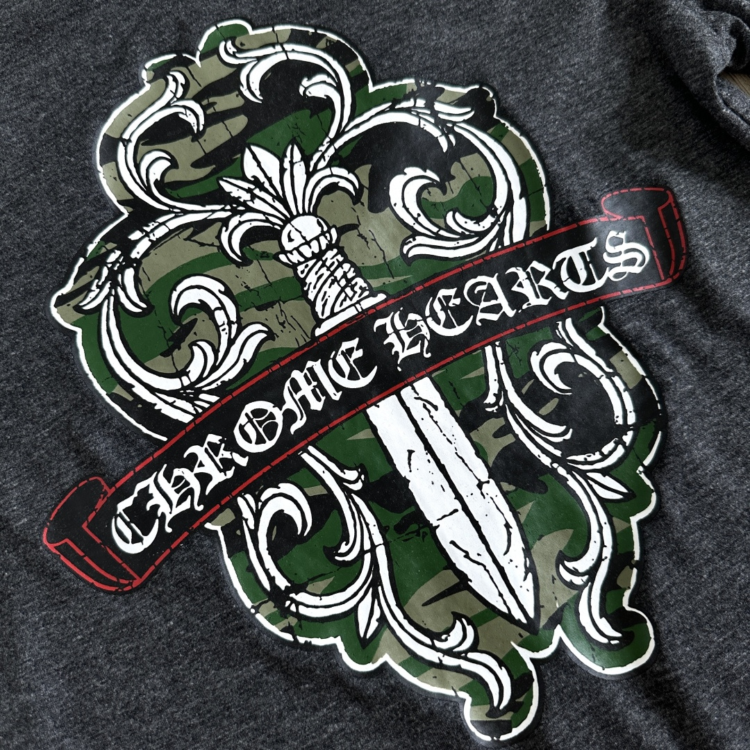 Chrome Hearts CH 女款 克罗心V领修身  短袖 T恤 藤蔓十字架  深灰色