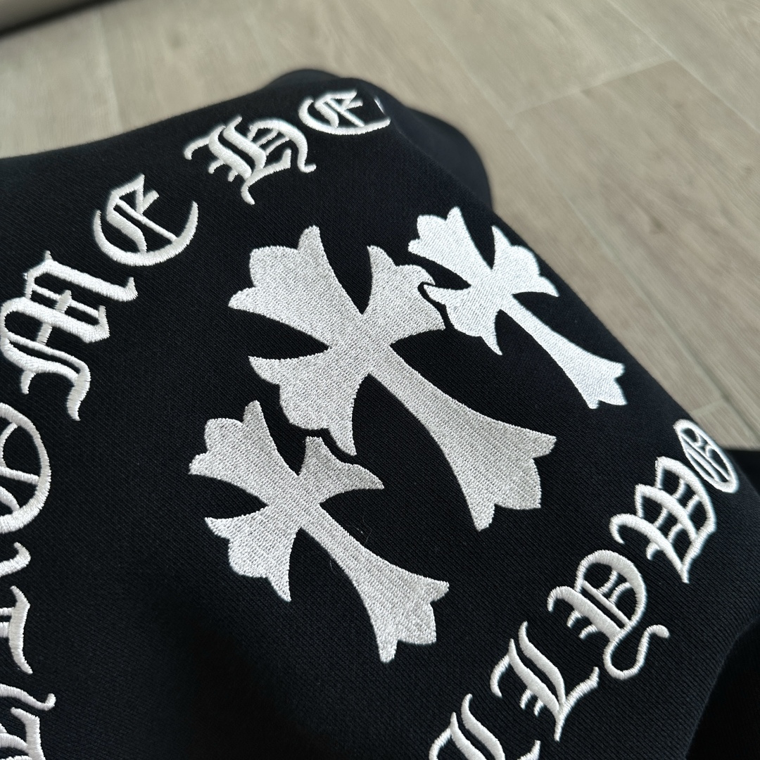 Chrome Hearts 克罗心 CH 内里线圈 卫衣 半拉链 胸前金属logo 黑色
