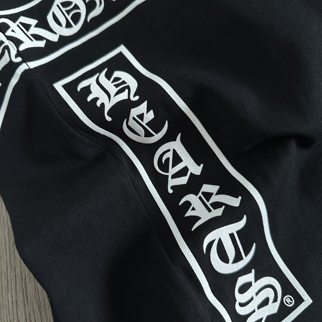 Chrome Hearts CH 克罗心  圆领短袖 T恤 侧面卷轴梵文 后背马蹄 A0 白色 黑色