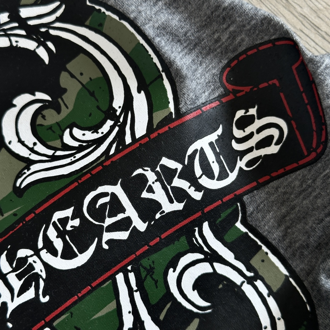 Chrome Hearts CH 女款 克罗心V领修身  短袖 T恤 藤蔓十字架  浅灰色