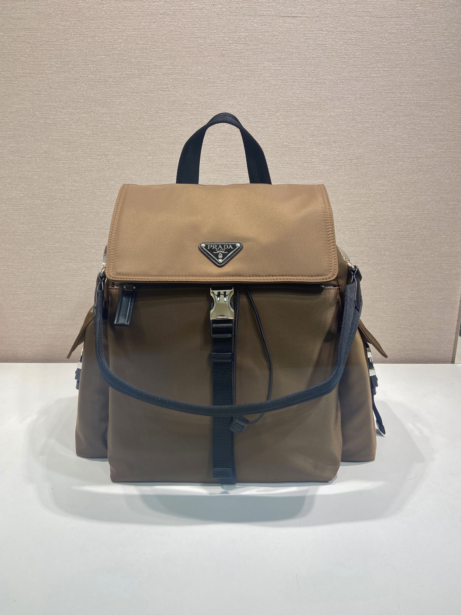 普拉达 PRADA  Explore  双肩包 尼龙 焦糖色 尼龙  H0-2VZ118_2DW3_F0038