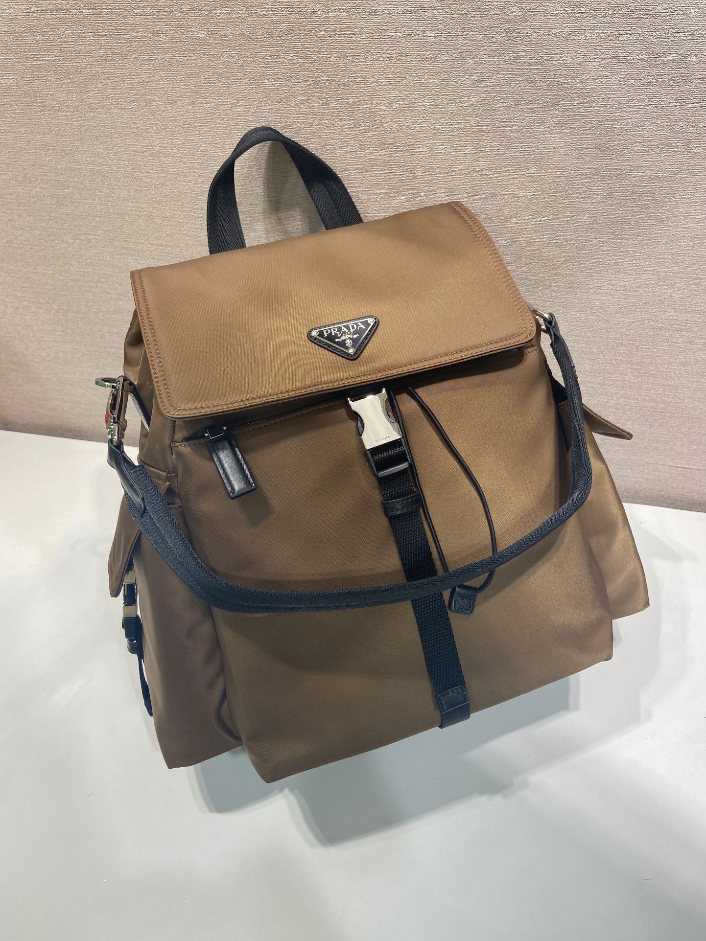 普拉达 PRADA  Explore  双肩包 尼龙 焦糖色 尼龙  H0-2VZ118_2DW3_F0038