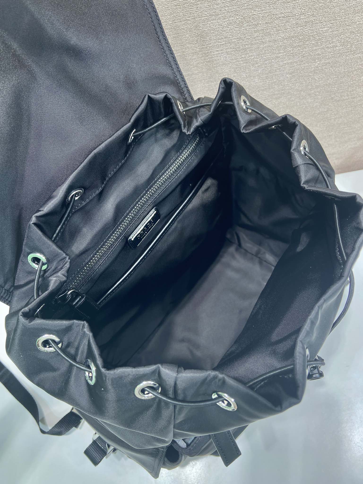 普拉达 PRADA  Explore  双肩包 尼龙 黑色 尼龙  H0-2VZ118_2DW3_F0002