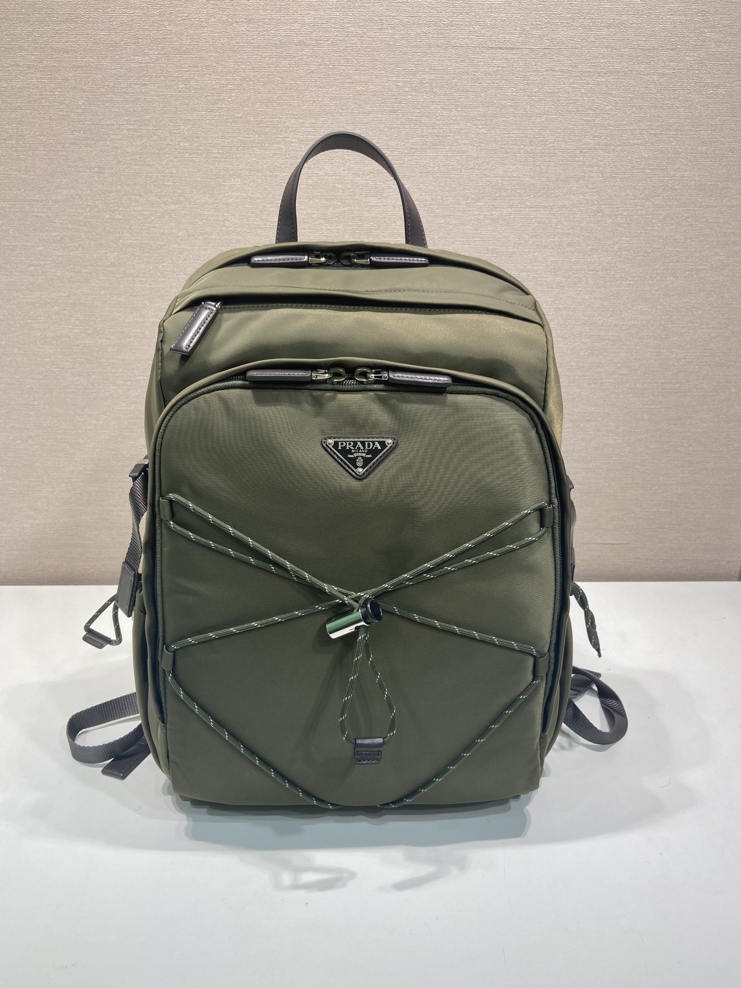 普拉达 PRADA Re-Nylon 双肩包 尼龙 绿色 尼龙  H0-2VZ122_2DMG_F0334