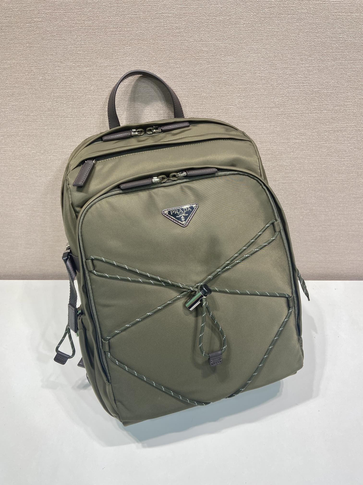 普拉达 PRADA Re-Nylon 双肩包 尼龙 绿色 尼龙  H0-2VZ122_2DMG_F0334