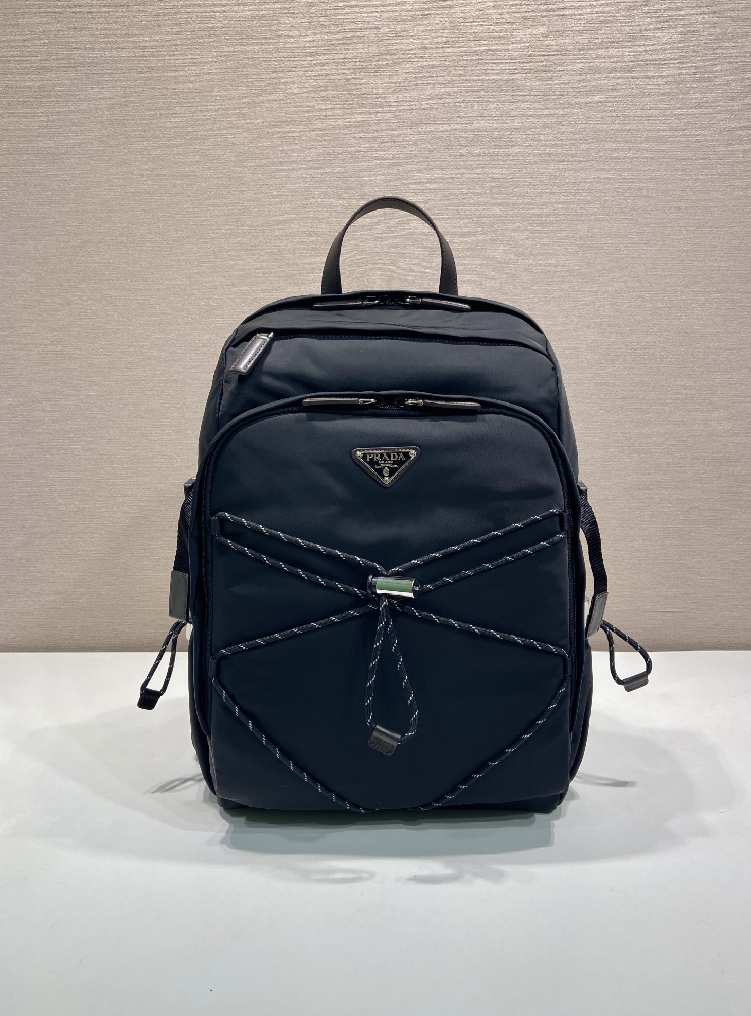 普拉达 PRADA Re-Nylon 双肩包 尼龙 黑色 尼龙  H0-2VZ122_2DMG_F0002