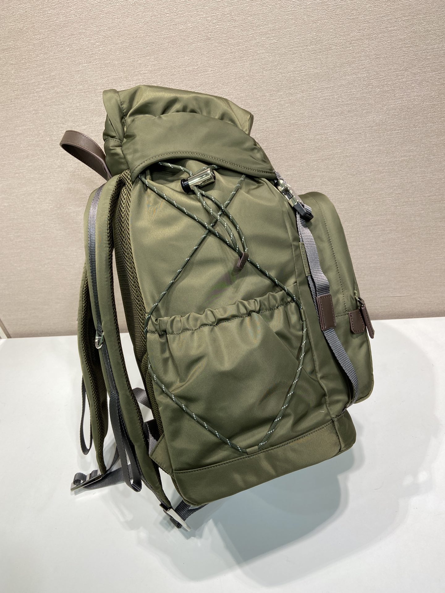 普拉达 PRADA Speedrock 双肩包 绿色 尼龙  H0-2VZ123_OOO_2DMG_F0334