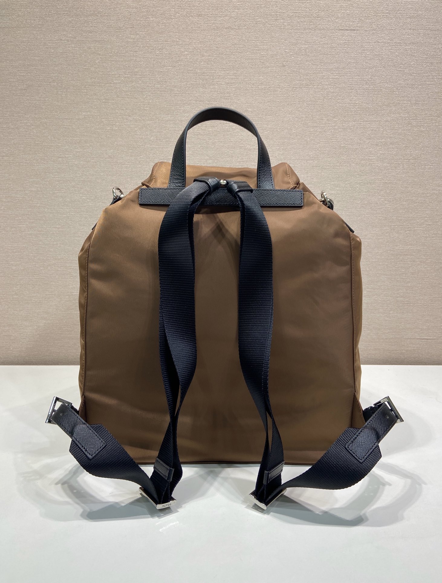 普拉达 PRADA  Re-Nylon 双肩包  褐色 尼龙 H0-2VZ110 