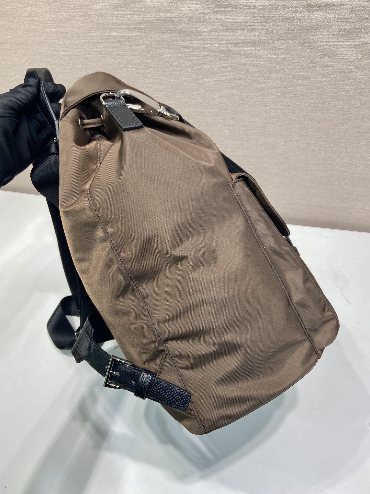 普拉达 PRADA  Re-Nylon 双肩包  棕色 尼龙 H0-2VZ110_2C26_F0038_V_MMO