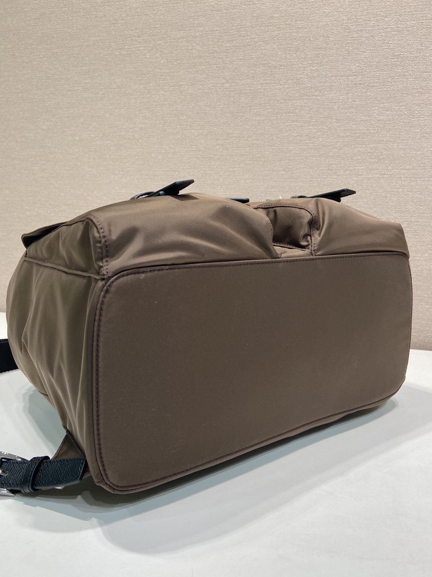 普拉达 PRADA  Re-Nylon 双肩包  棕色 尼龙 H0-2VZ110_2C26_F0038_V_MMO