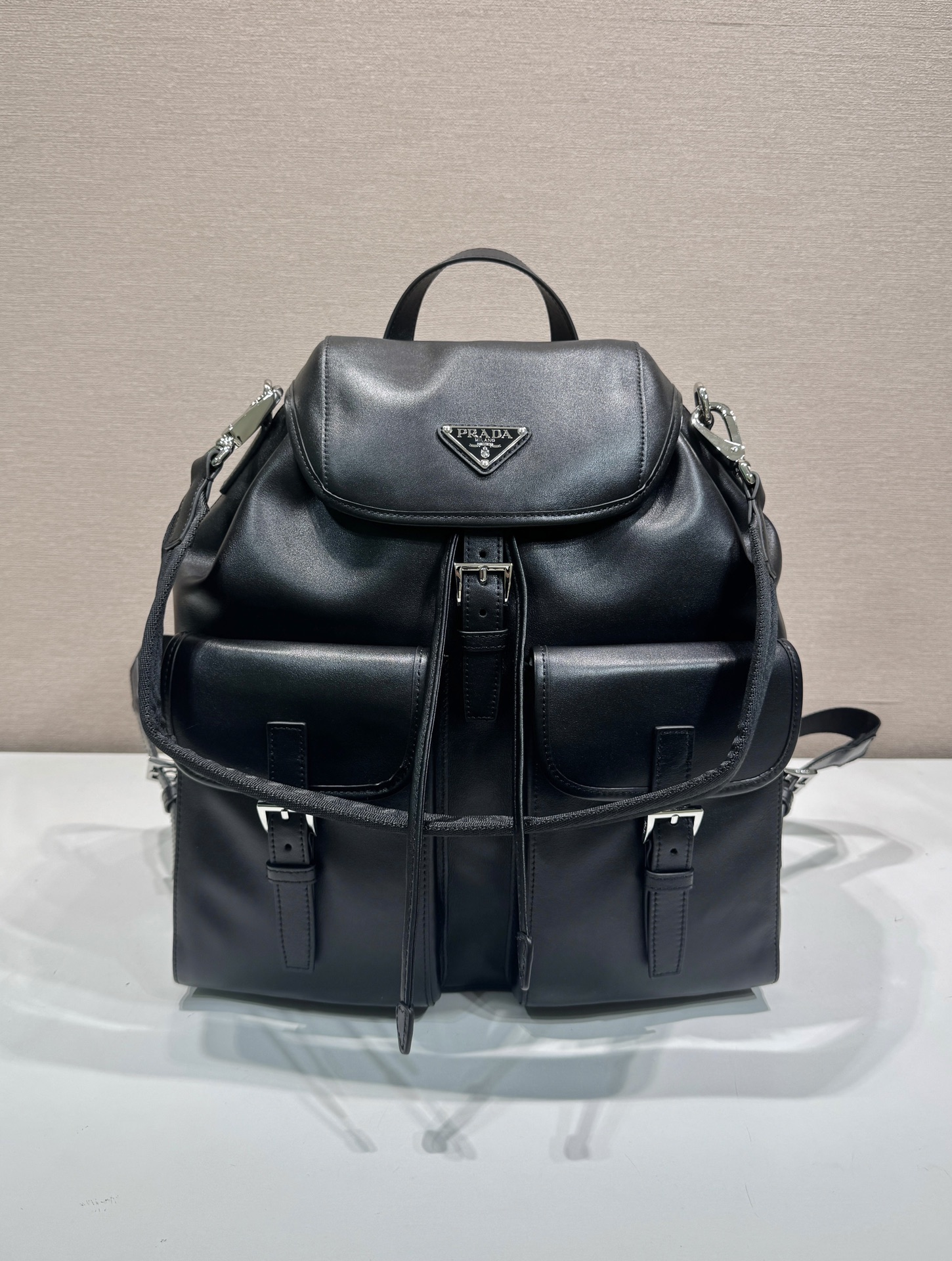 普拉达 PRADA   双肩包  黑色 小牛皮  J0-2VZ110_2HE5_F0002