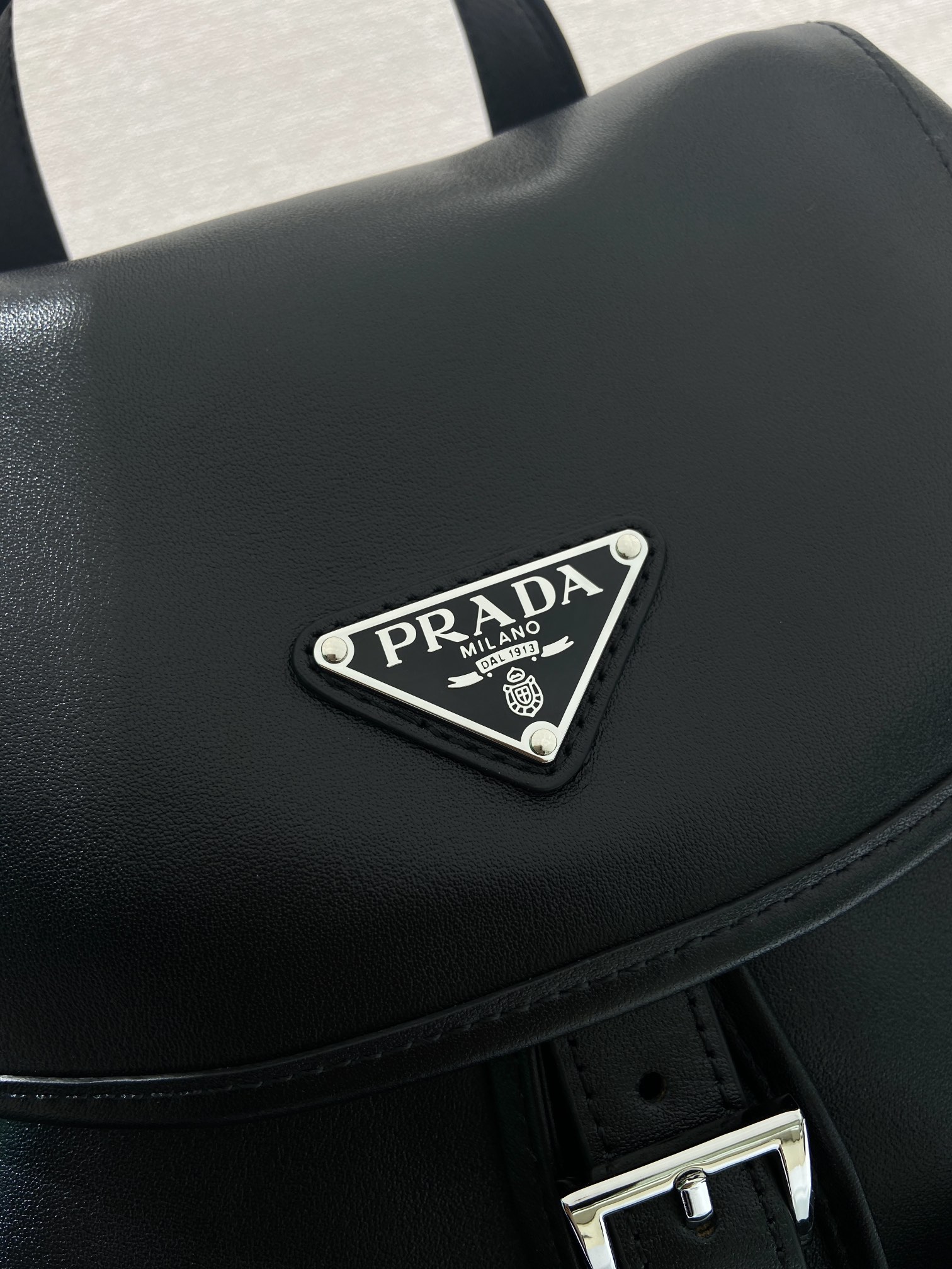 普拉达 PRADA   双肩包  黑色 小牛皮  J0-2VZ110_2HE5_F0002