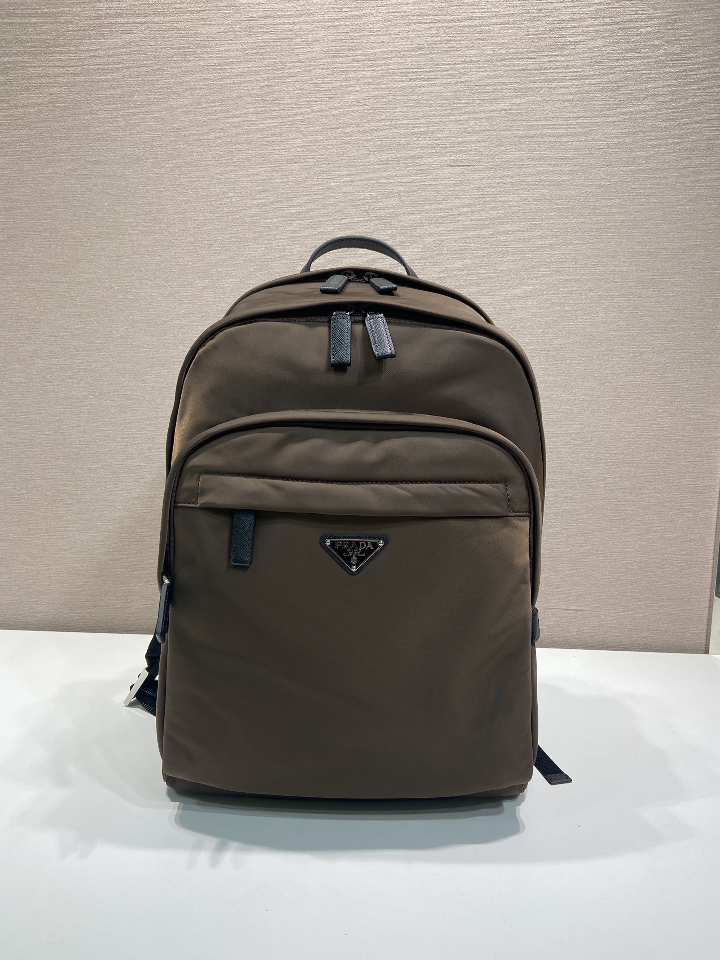 普拉达 PRADA  Re-Nylon 双肩包 绿色 尼龙  H0-2VZ048_2DMG_F0038_V_OOO
