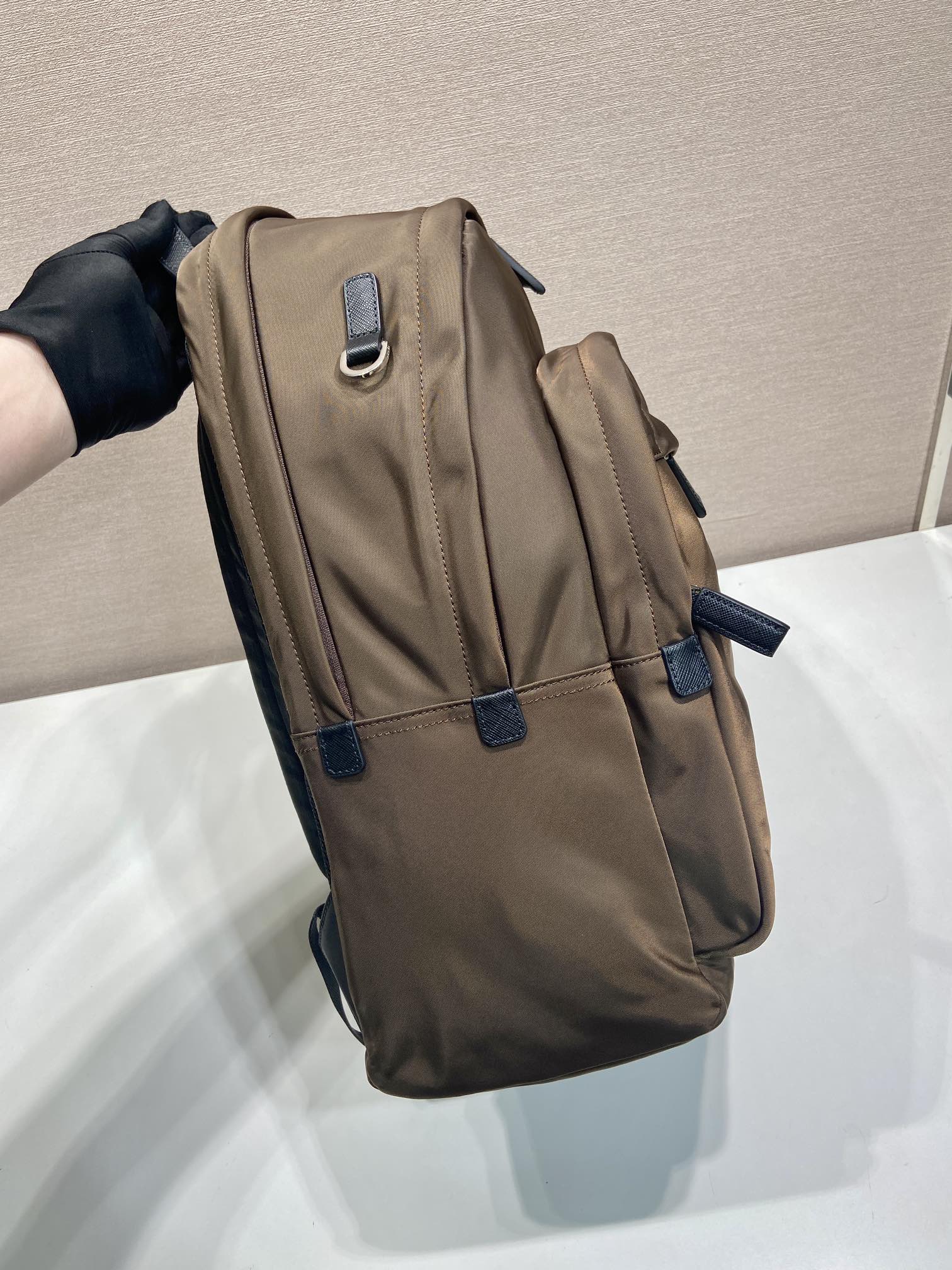 普拉达 PRADA  Re-Nylon 双肩包 绿色 尼龙  H0-2VZ048_2DMG_F0038_V_OOO