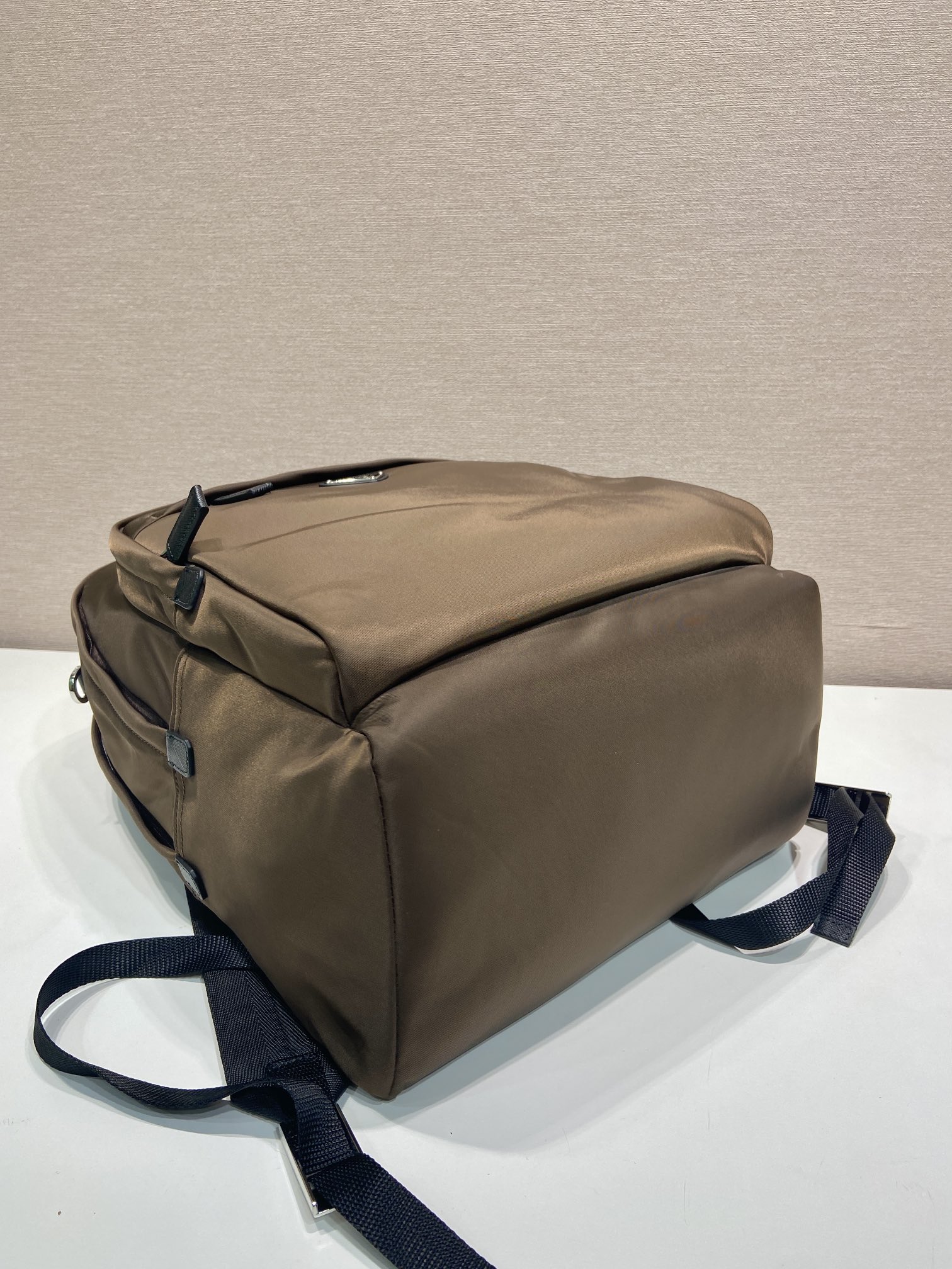 普拉达 PRADA  Re-Nylon 双肩包 绿色 尼龙  H0-2VZ048_2DMG_F0038_V_OOO