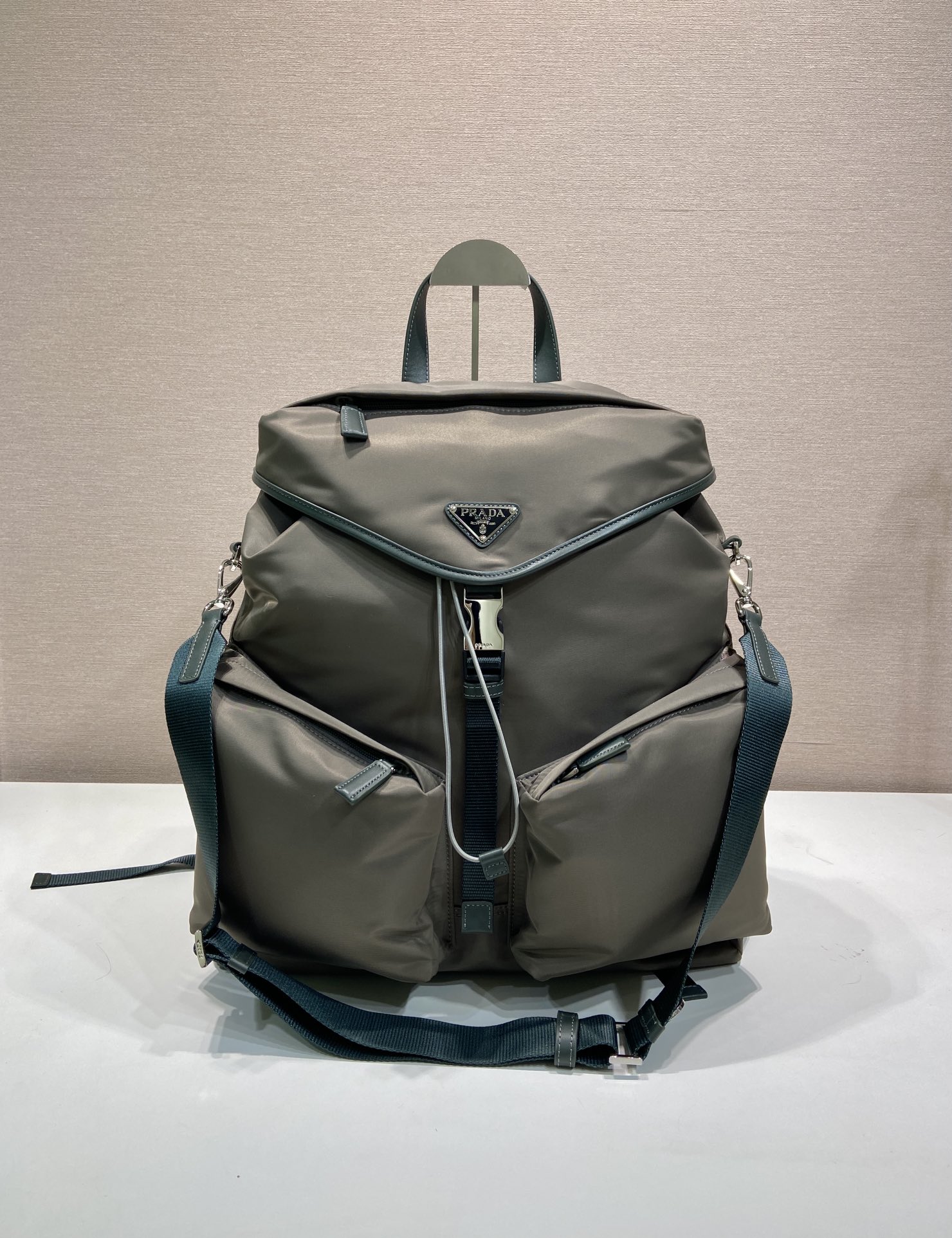 普拉达 PRADA  Re-Nylon 双肩包 森林绿 尼龙  H0-2VZ108_2DW3_F0414_V_DYM