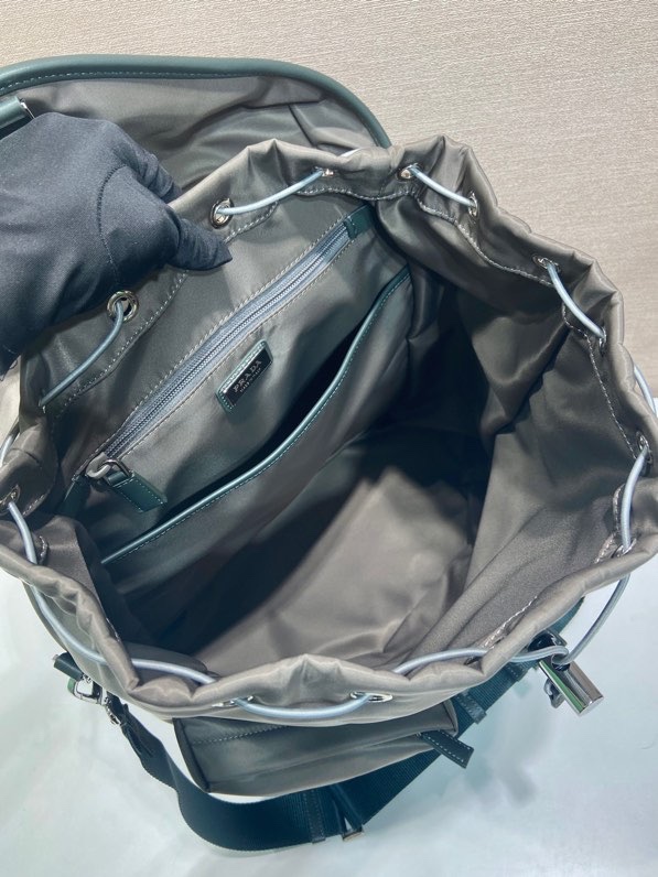 普拉达 PRADA  Re-Nylon 双肩包 森林绿 尼龙  H0-2VZ108_2DW3_F0414_V_DYM
