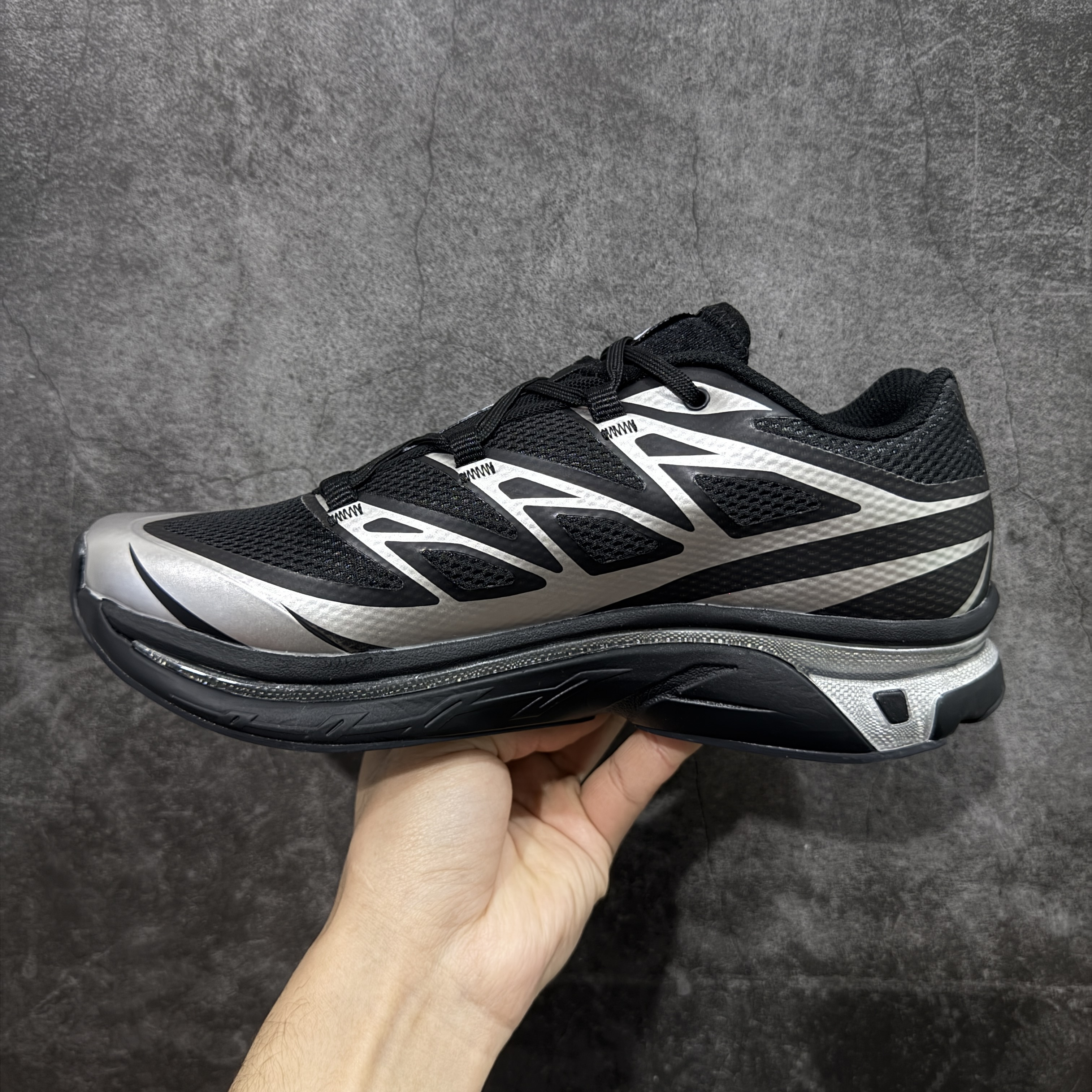 SALOMON XT-6  MM6 Maison Margiela 萨洛蒙  低筒 减震防滑 户外 跑步鞋 运动鞋 登山 男鞋 女鞋  波鞋 （版型偏小一码）黑银491070