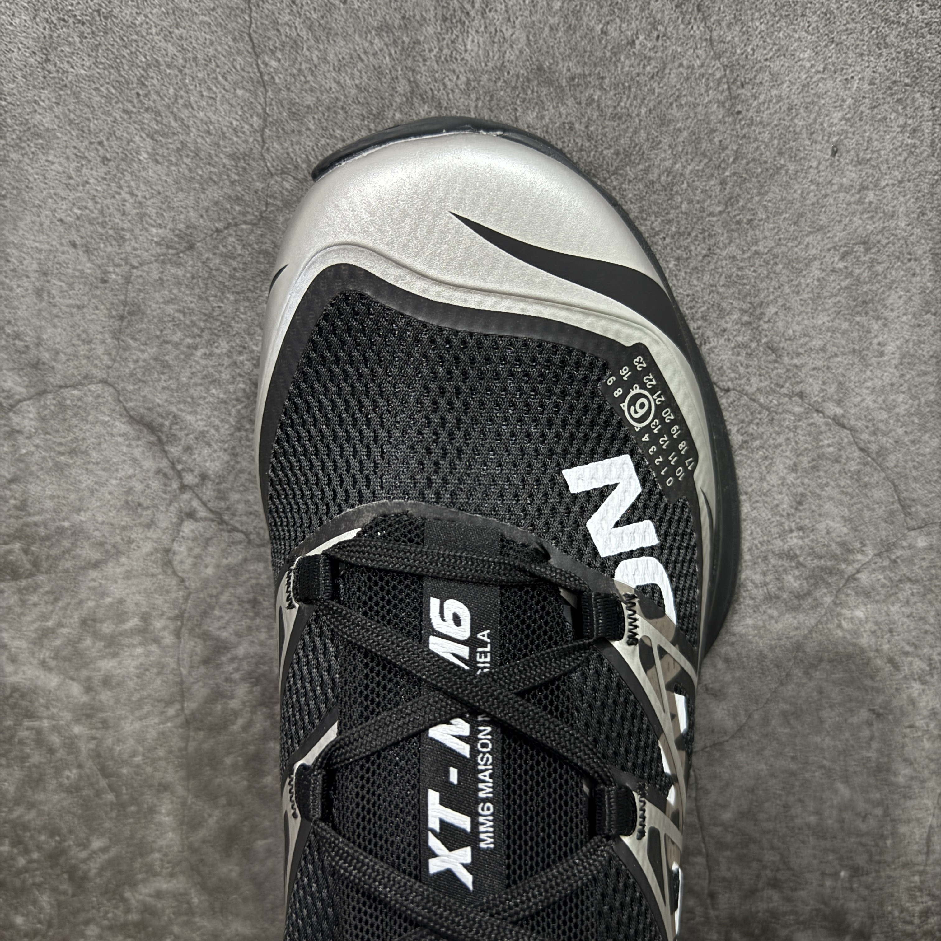 SALOMON XT-6  MM6 Maison Margiela 萨洛蒙  低筒 减震防滑 户外 跑步鞋 运动鞋 登山 男鞋 女鞋  波鞋 （版型偏小一码）黑银491070