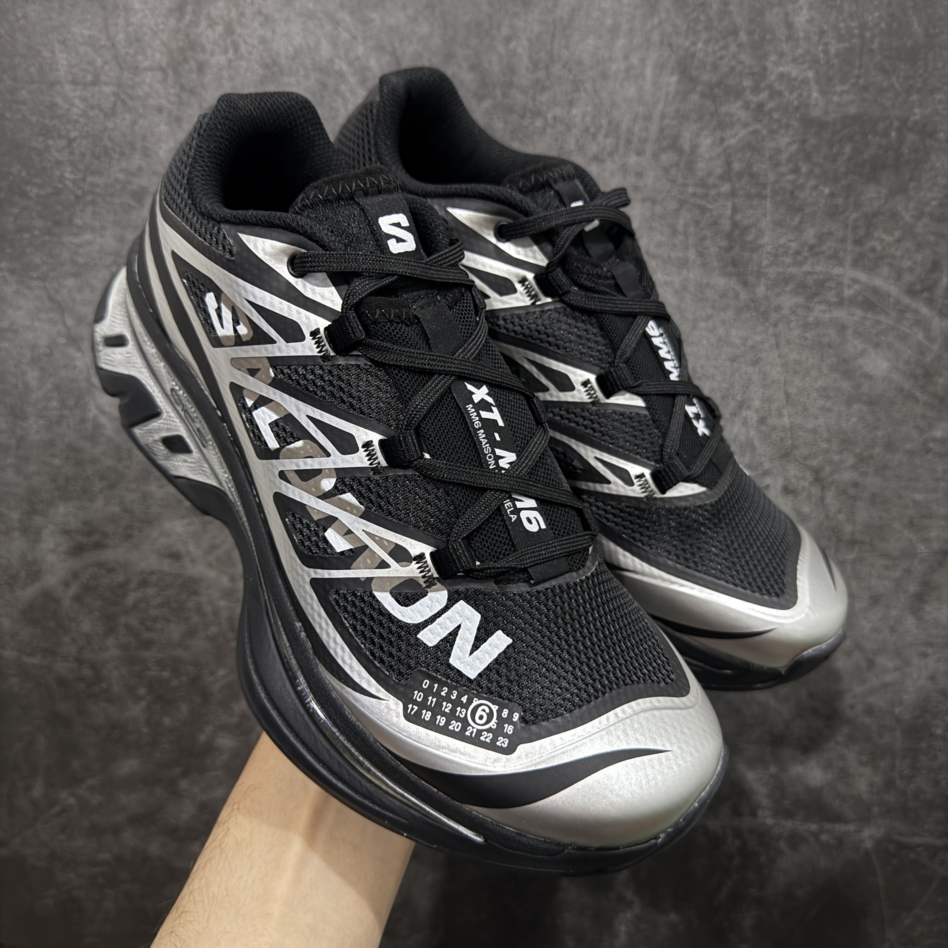 SALOMON XT-6  MM6 Maison Margiela 萨洛蒙  低筒 减震防滑 户外 跑步鞋 运动鞋 登山 男鞋 女鞋  波鞋 （版型偏小一码）黑银491070