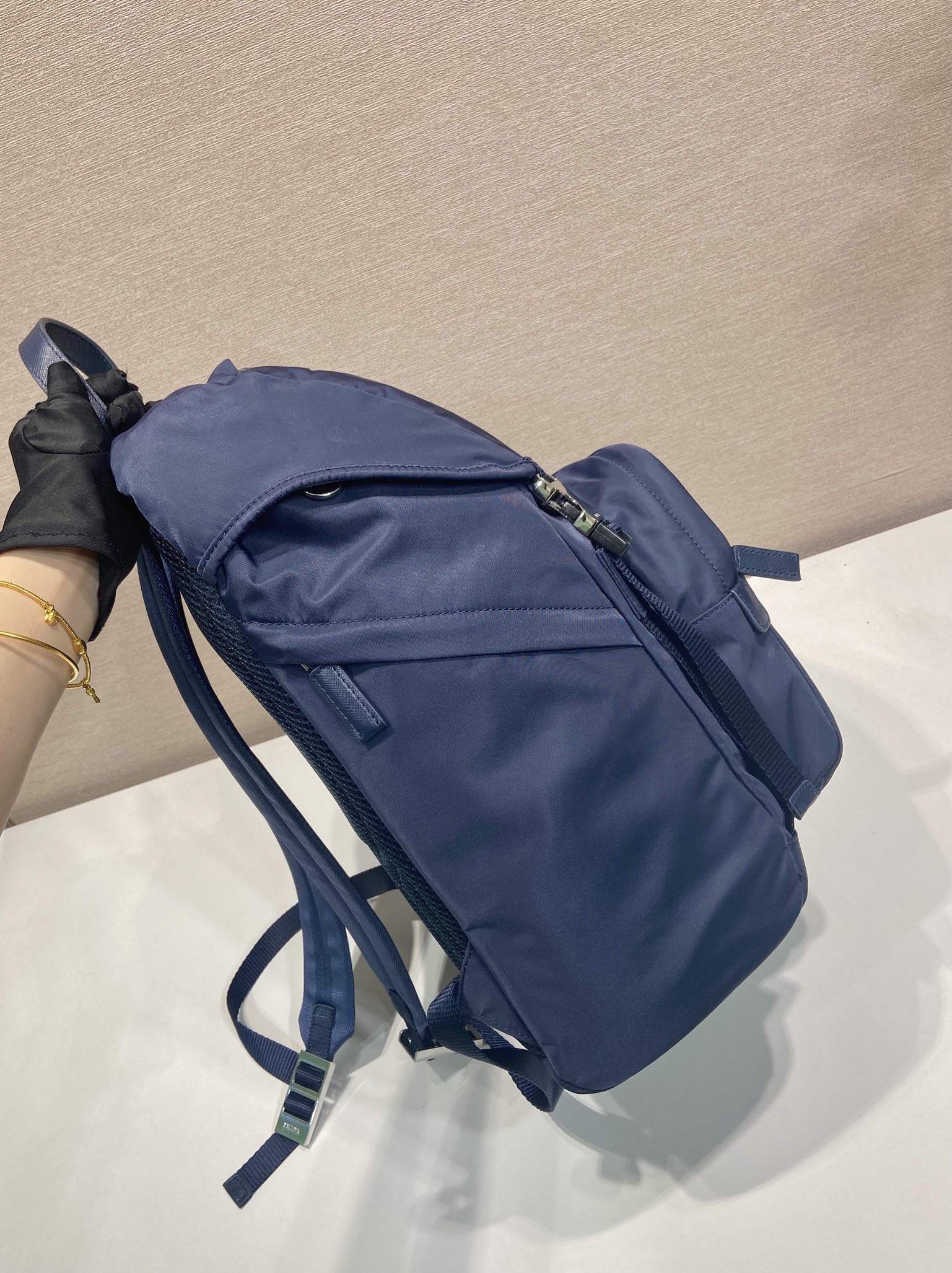 普拉达 PRADA  Re-Nylon 双肩包 蓝色 尼龙  H0-2VZ135_2DMG_F0008_V_HOL