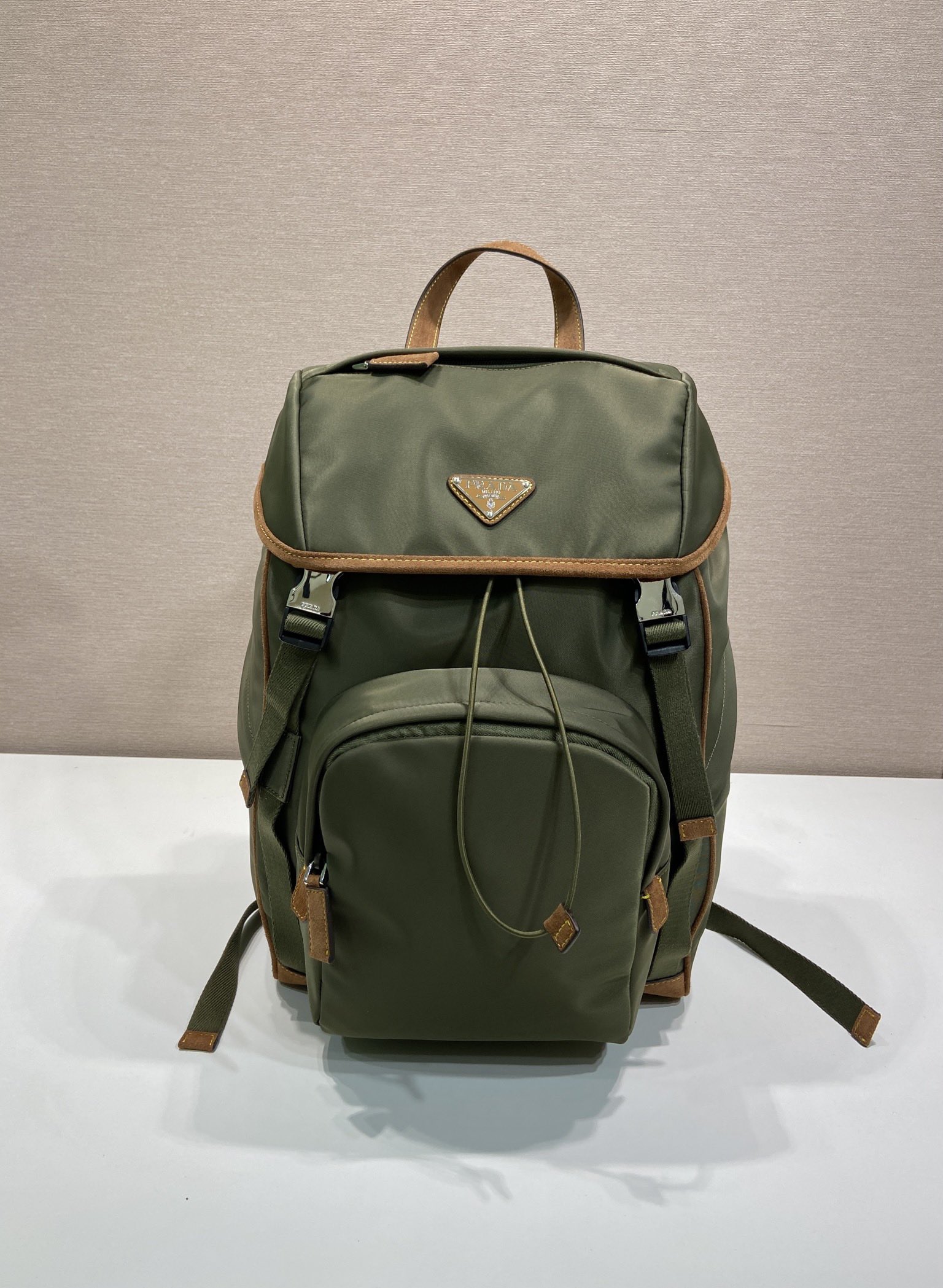 普拉达 PRADA  Re-Nylon 双肩包 军绿焦糖拼色 尼龙  H0-2VZ135_2CX2_F03UQ_V_HYL