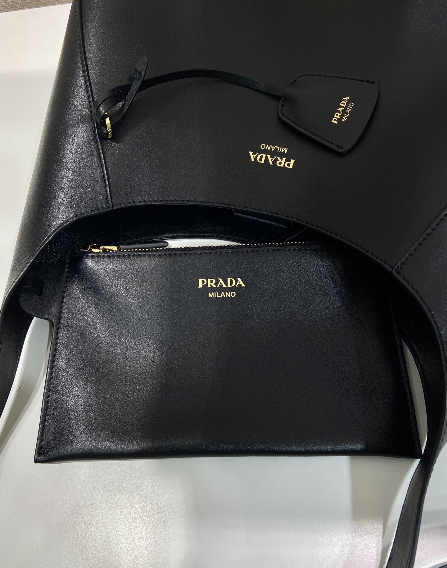 普拉达 PRADA  Boogie 单肩斜跨 包 黑色 皮革 H0-1BC300