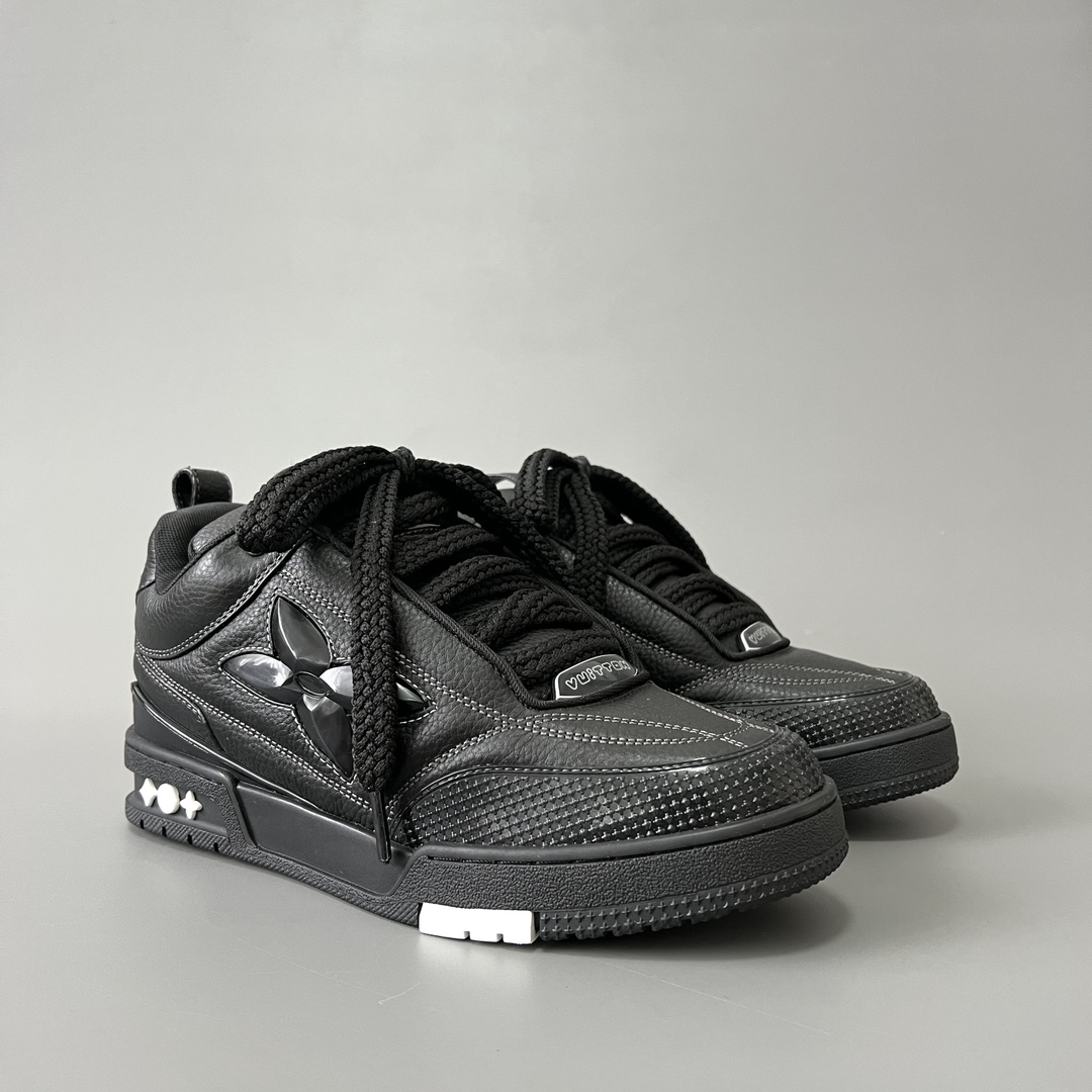 Louis Vuitton SKATE  LV  面包鞋 低筒 休闲鞋 板鞋 运动鞋 男鞋 女鞋 波鞋C0  黑色 1ABZ5B