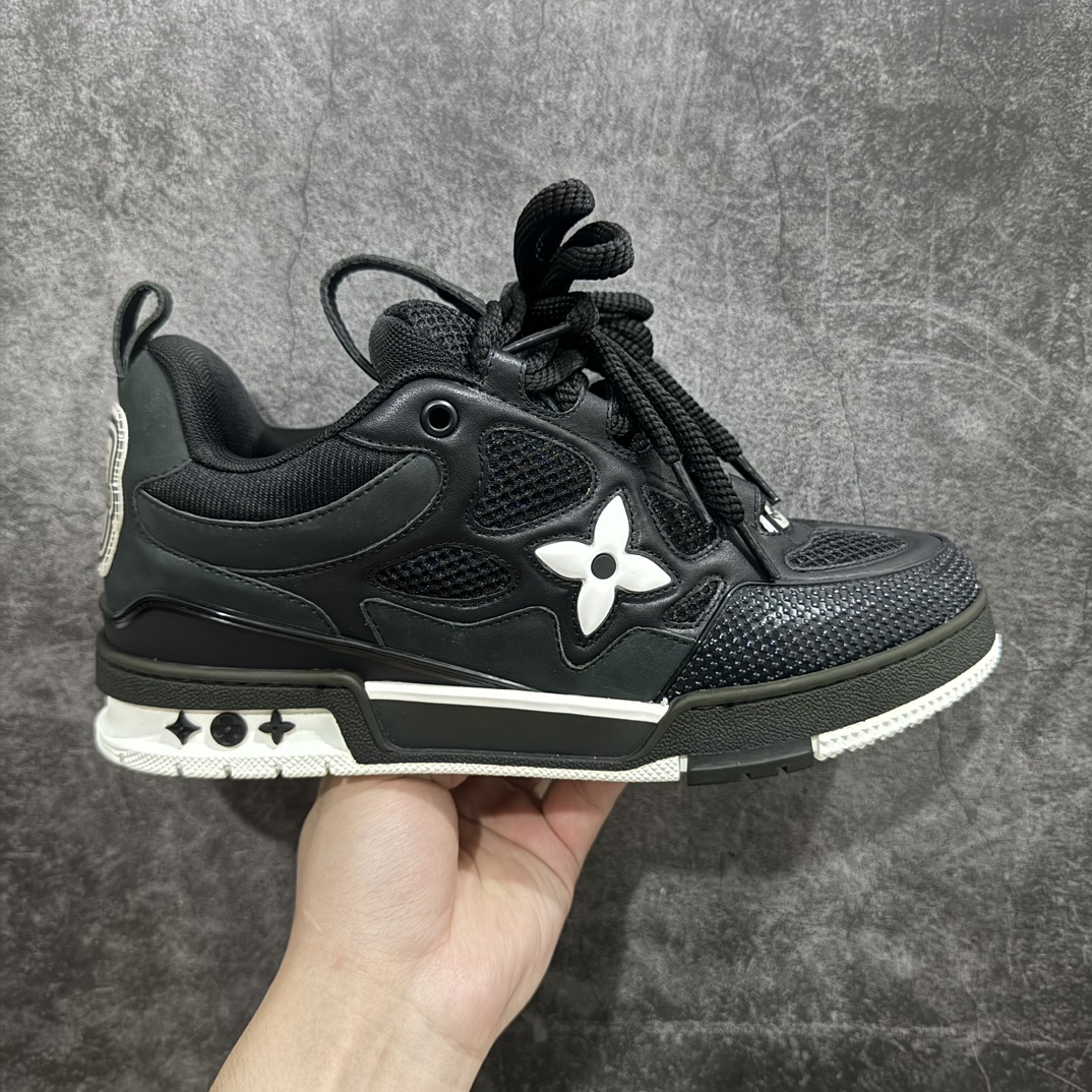 Louis Vuitton SKATE  LV  面包鞋 低筒 休闲鞋 板鞋 运动鞋 男鞋 女鞋 波鞋C0  黑白 1AARR2