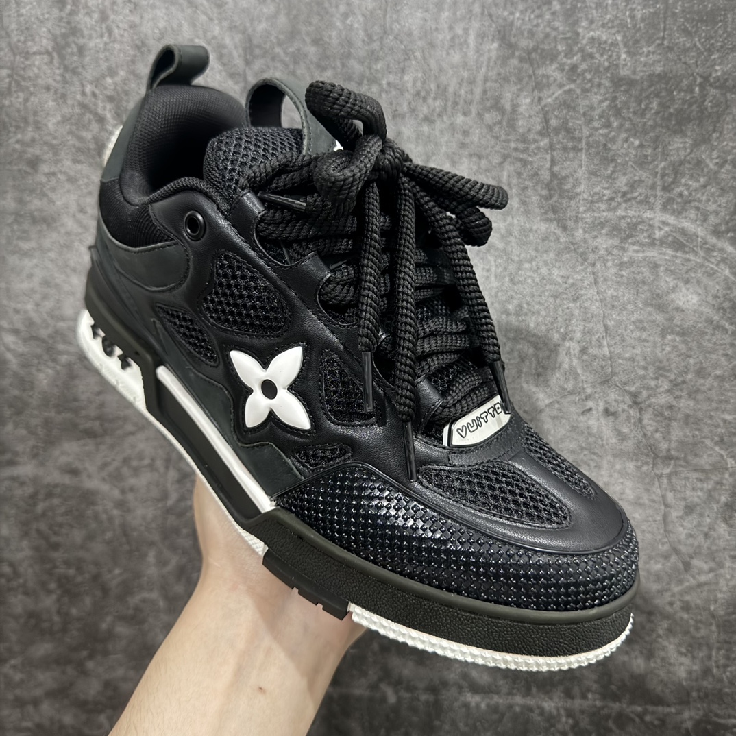 Louis Vuitton SKATE  LV  面包鞋 低筒 休闲鞋 板鞋 运动鞋 男鞋 女鞋 波鞋C0  黑白 1AARR2