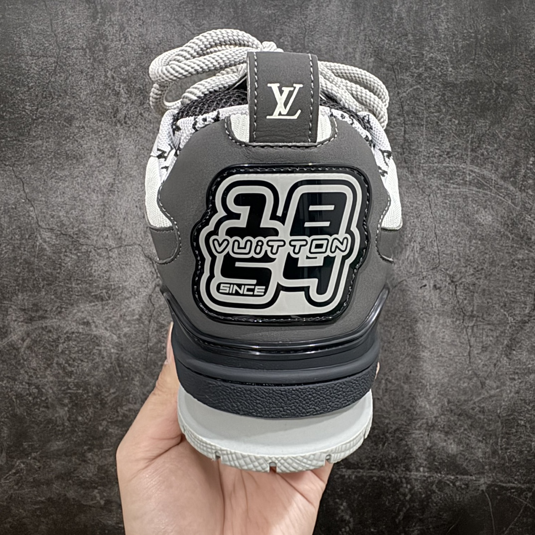 Louis Vuitton SKATE  LV  面包鞋 低筒 休闲鞋 板鞋 运动鞋 男鞋 女鞋 波鞋C0  灰色 1AC52M