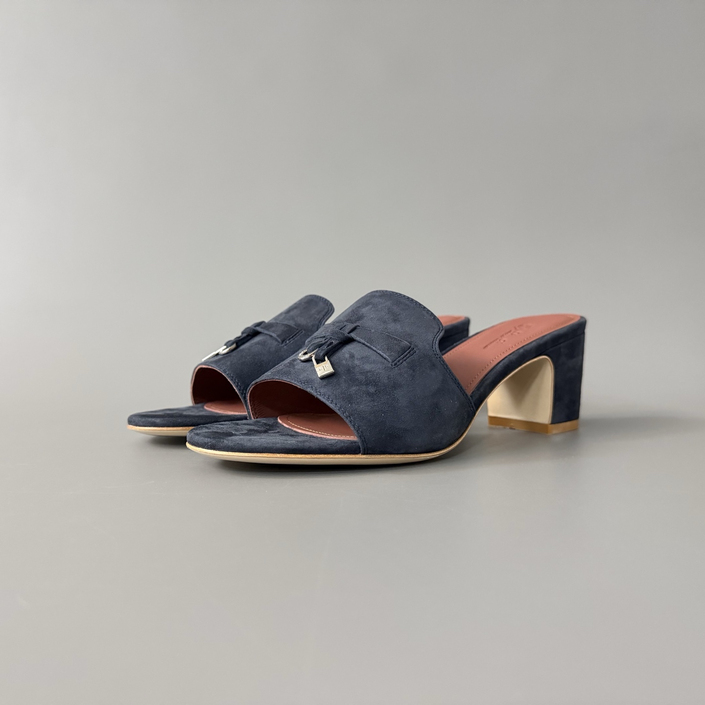 Women's LP Loro Piana SummerCharms 5.5cm Open-Toe Slip-On Slides with Pendant Detail