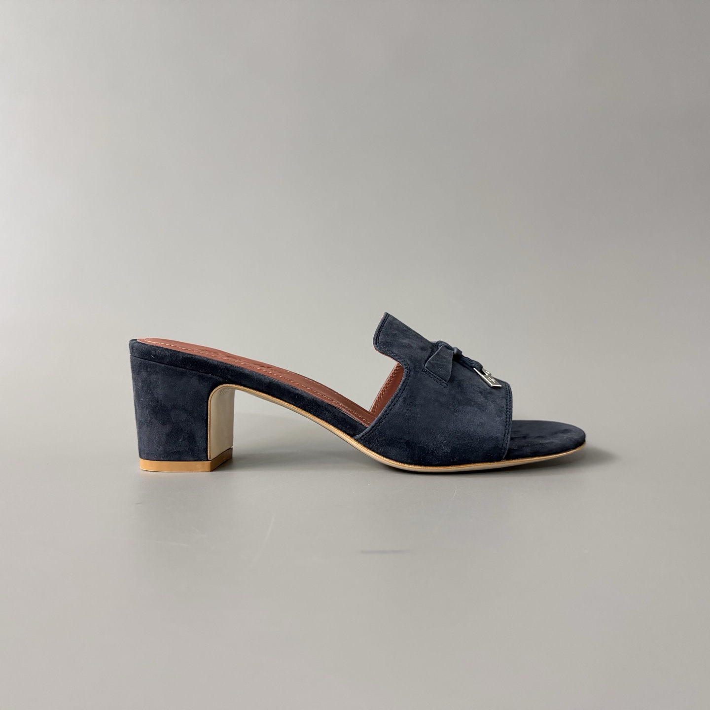 Women's LP Loro Piana SummerCharms 5.5cm Open-Toe Slip-On Slides with Pendant Detail