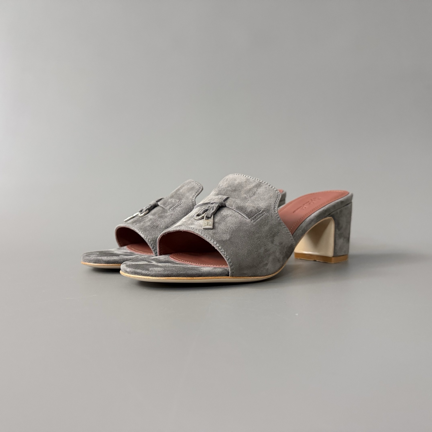 Women's LP Loro Piana SummerCharms 5.5cm Open-Toe Slip-On Slides with Pendant Detail