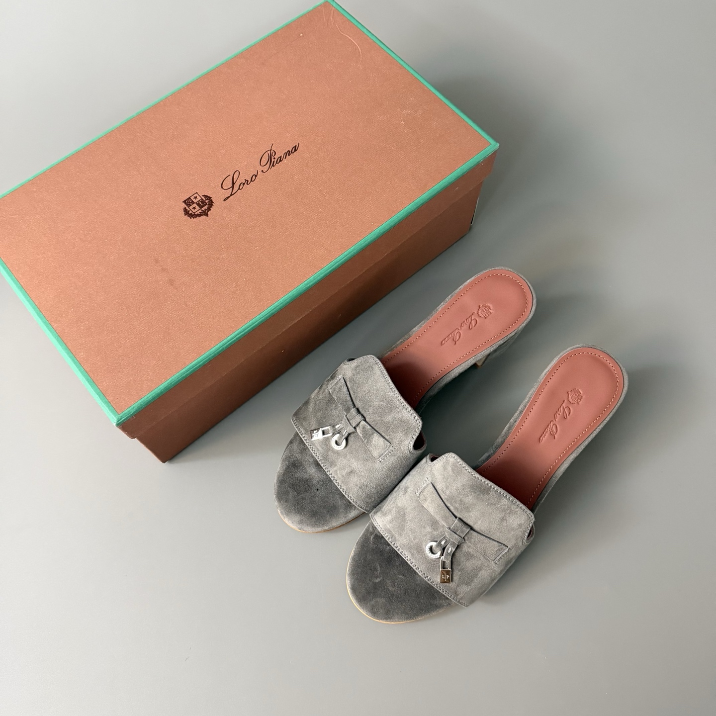 Women's LP Loro Piana SummerCharms 5.5cm Open-Toe Slip-On Slides with Pendant Detail